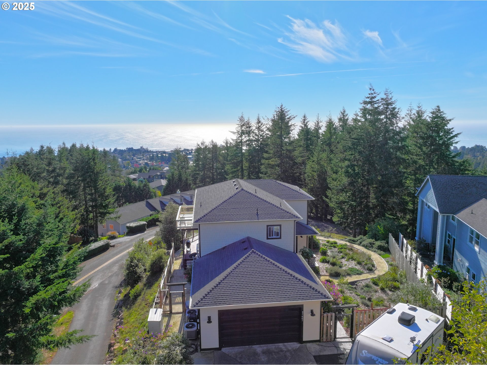 97661 MARINA HEIGHTS LOOP, Brookings, OR 97415
