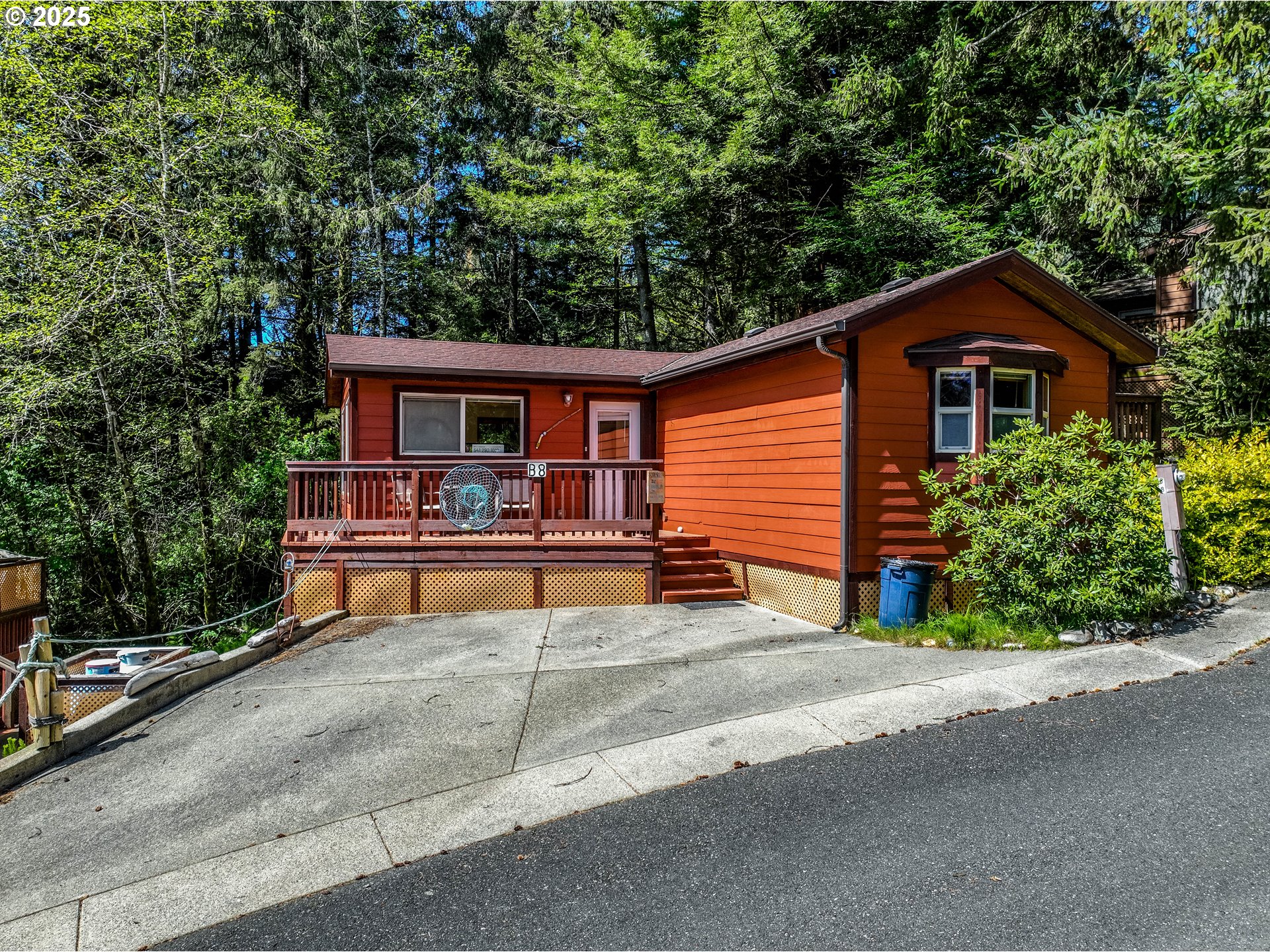19921 WHALESHEAD RD, Brookings, OR 97415