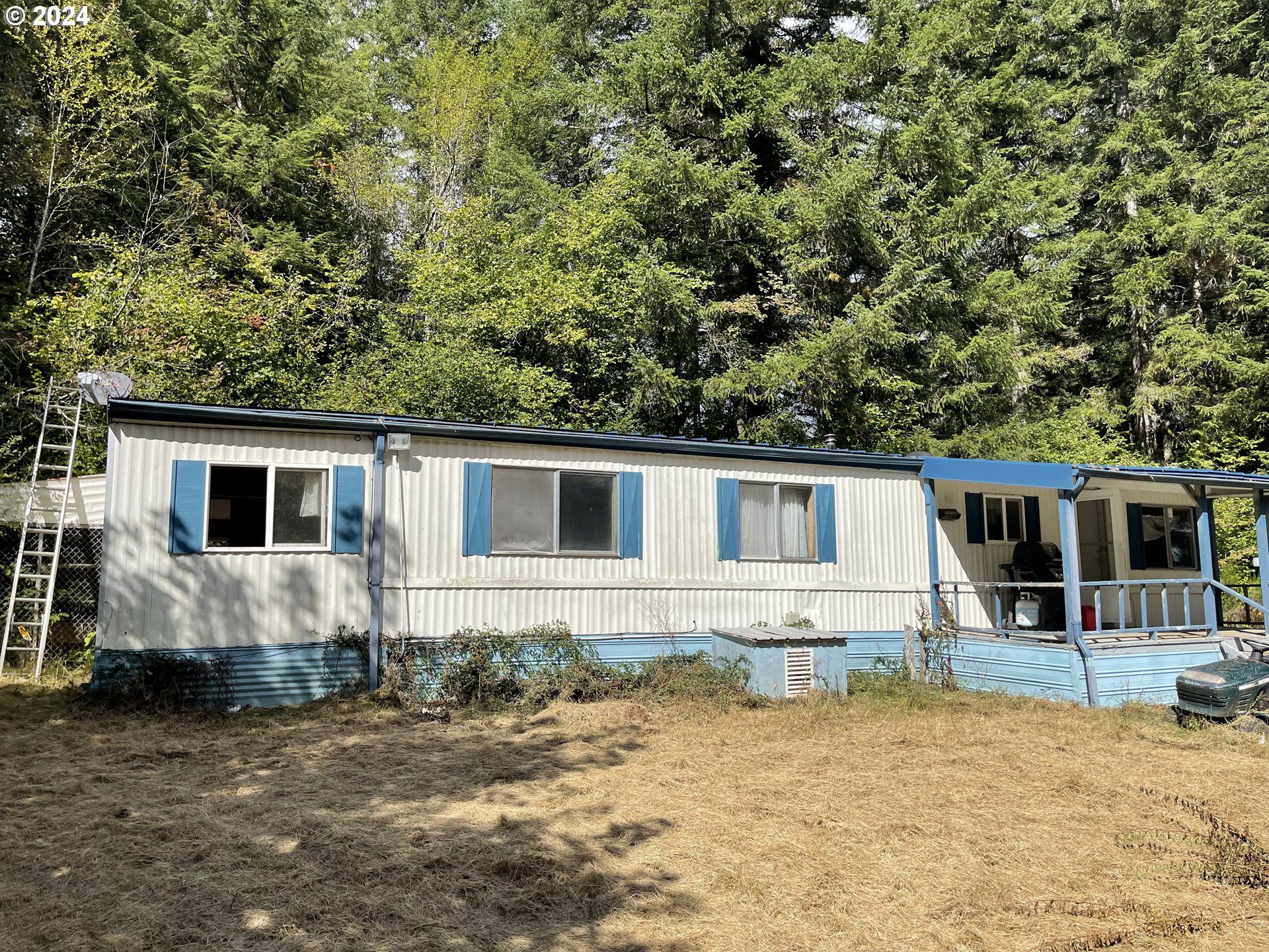 58525 HEBO RD, GrandRonde, OR 97347