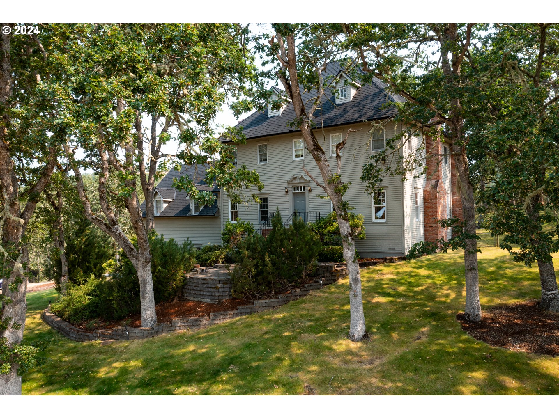 588 DEER CREEK RD, Roseburg, OR 97470
