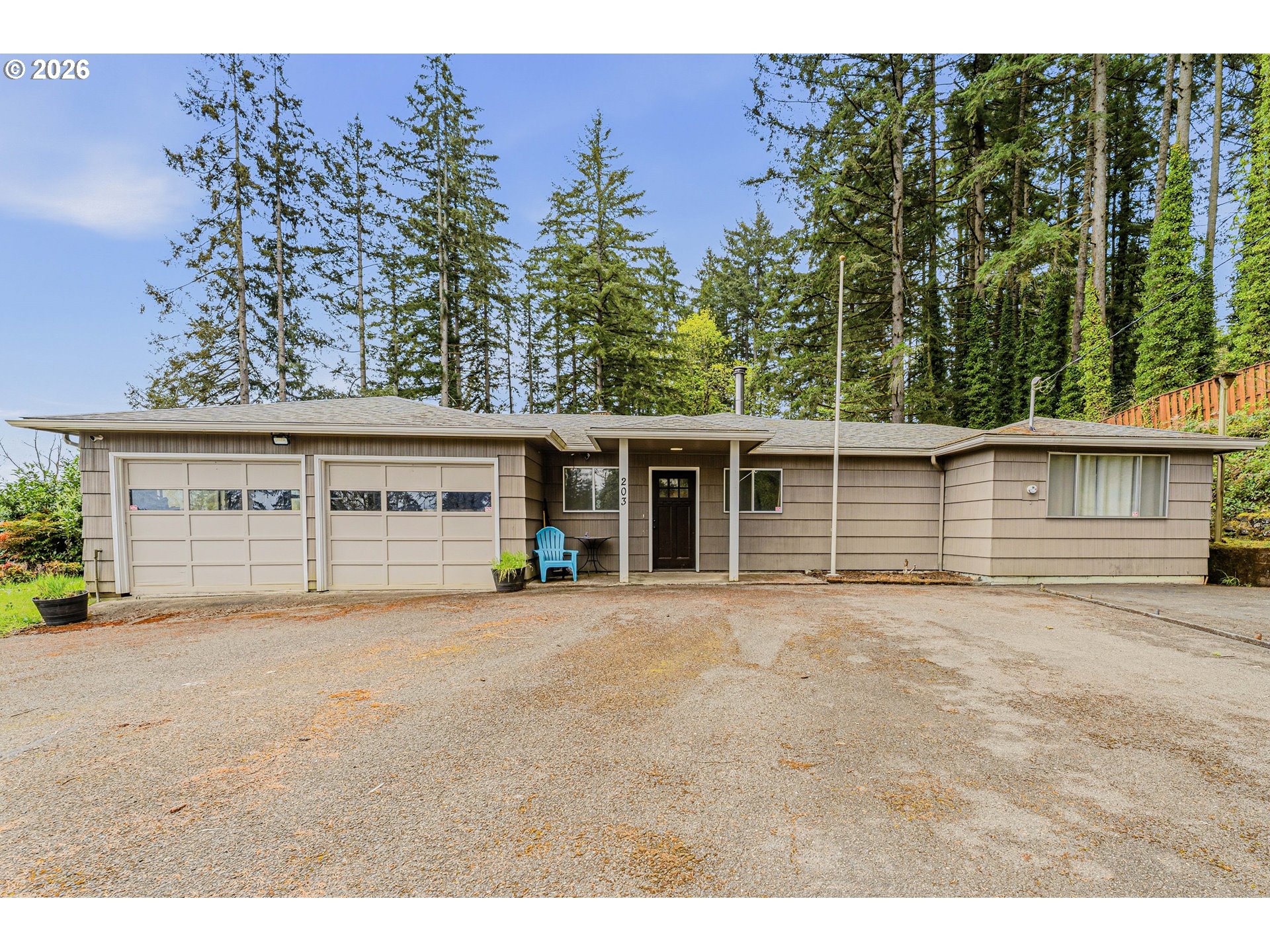 203 5TH AVE, SweetHome, OR 97386