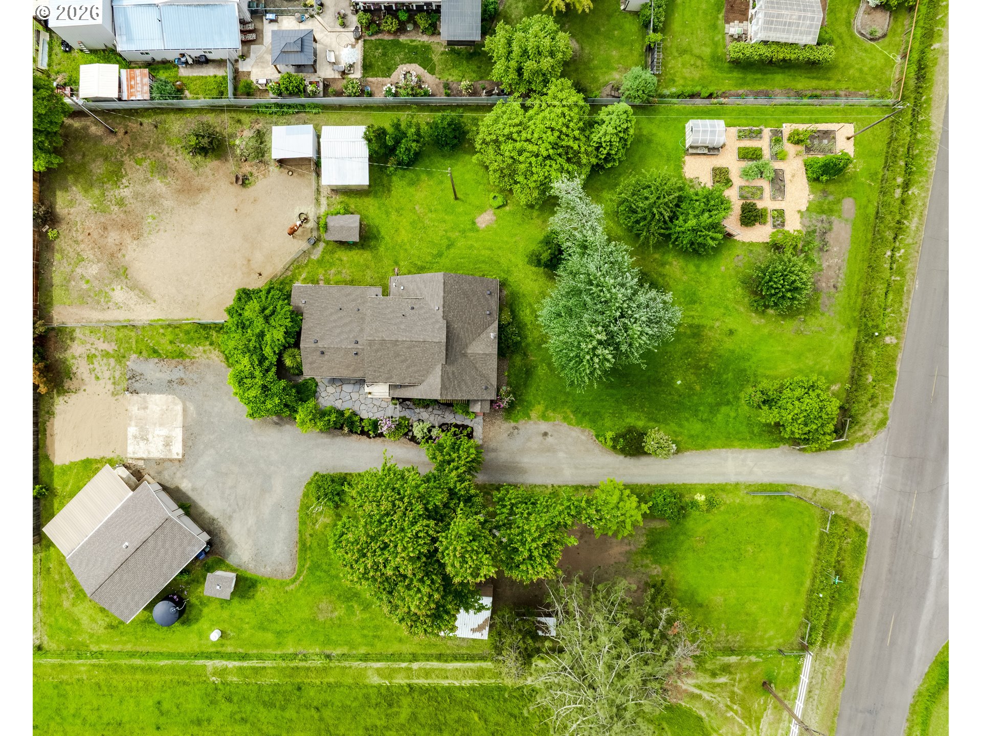 81887 DAVISSON RD, Creswell, OR 97426