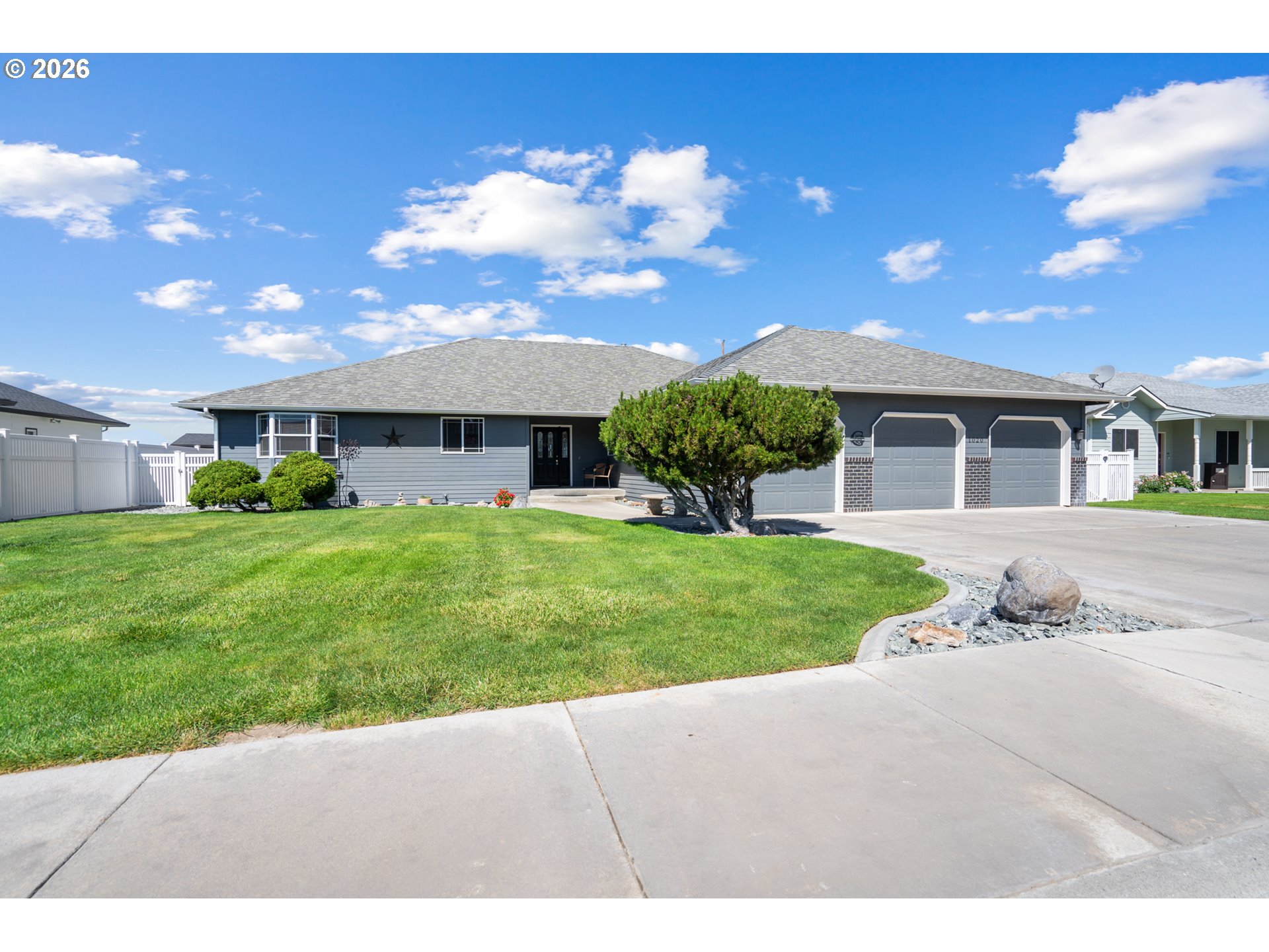 1020 19TH CT, Hermiston, OR 97838