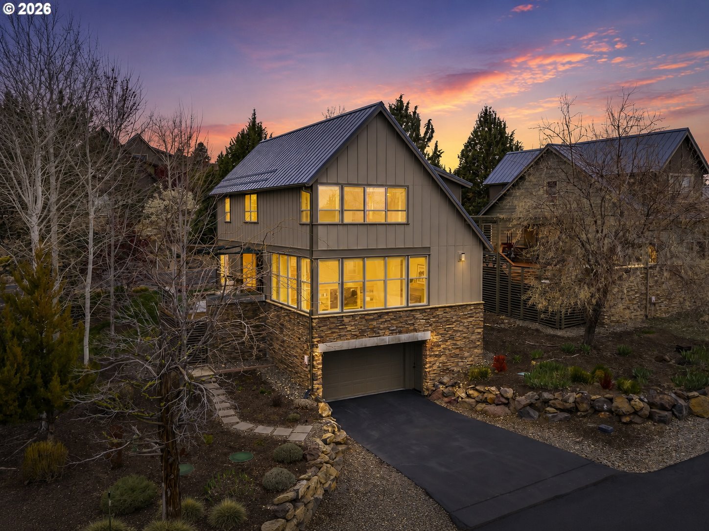 224 VOLUNTEER PARK LN, Redmond, OR 97756