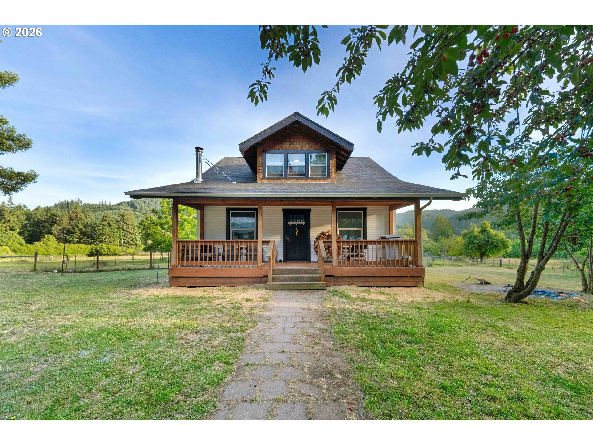 17867 HIGHWAY 42, MyrtlePoint, OR 97458