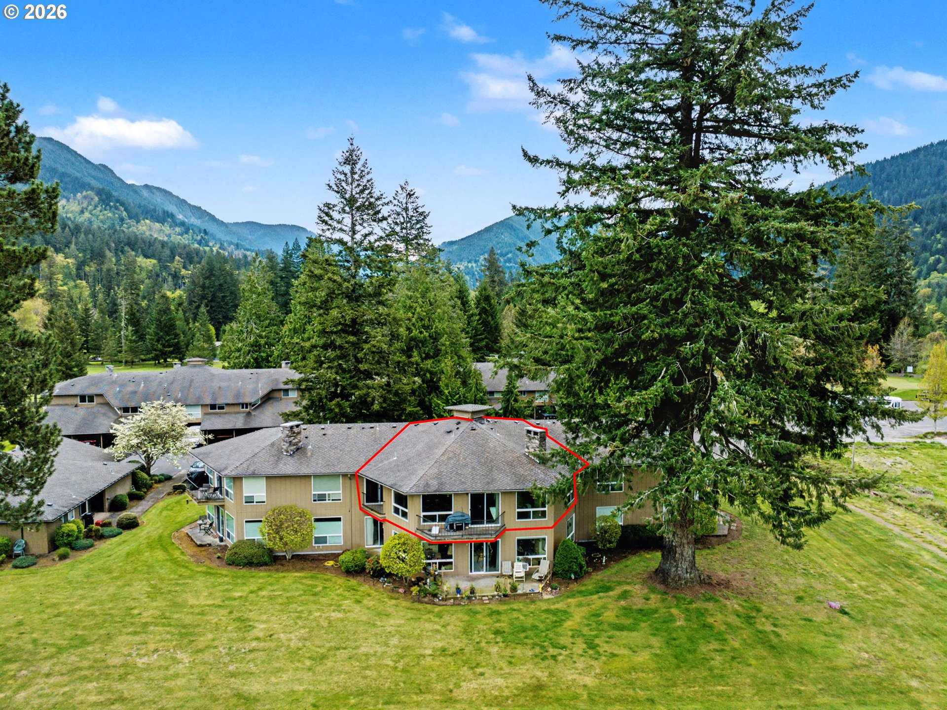 68565 FAIRWAY ESTATES RD, Welches, OR 97067