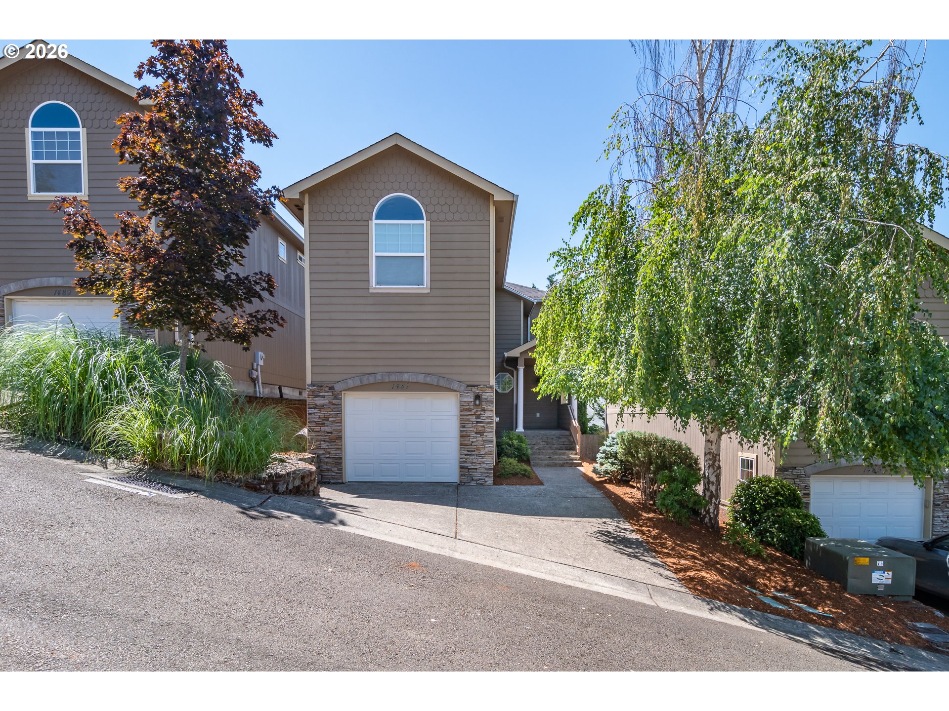 1487 FOUR SEASONS DR, Roseburg, OR 97470