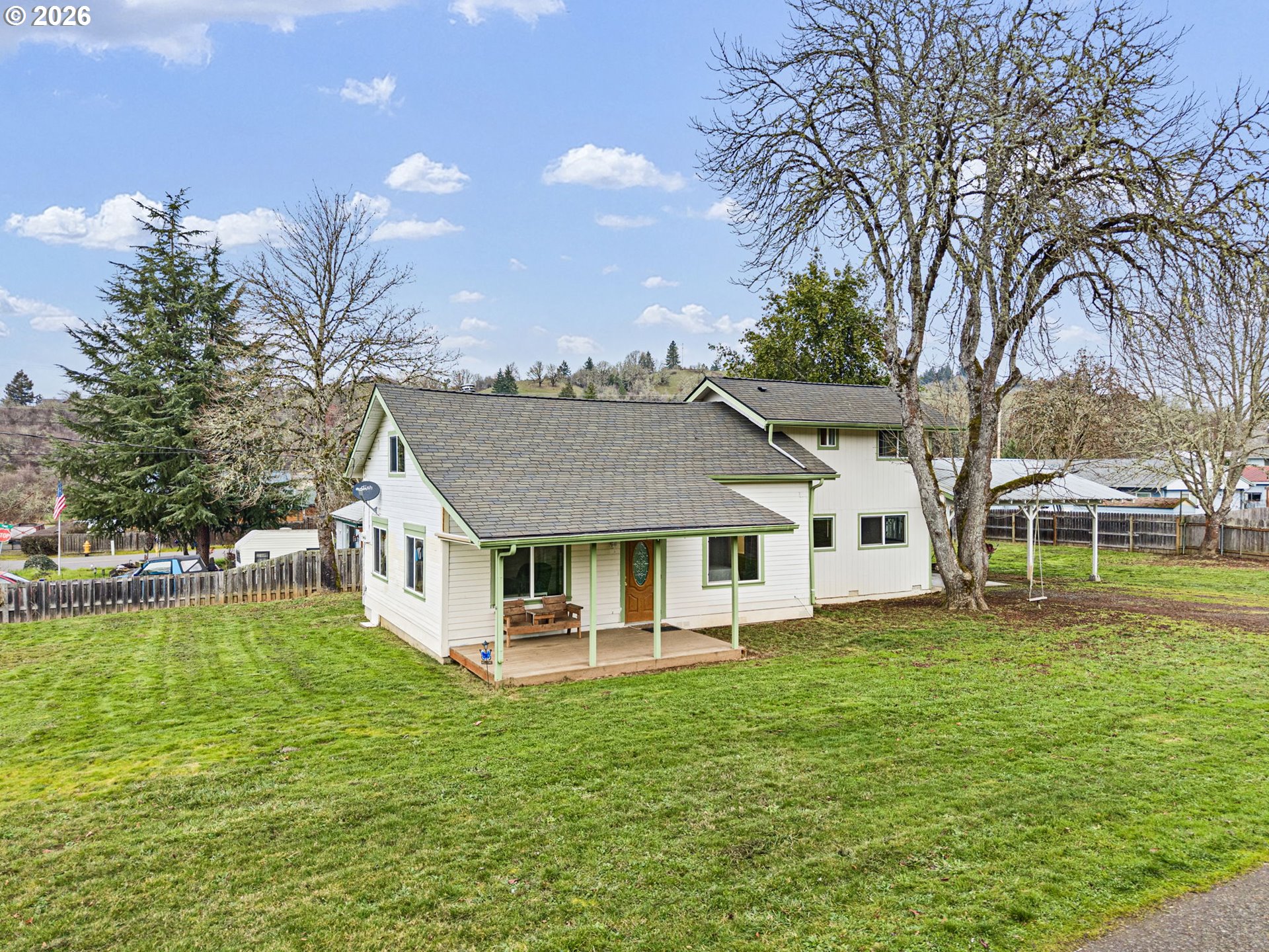 116 8TH ST, Oakland, OR 97462