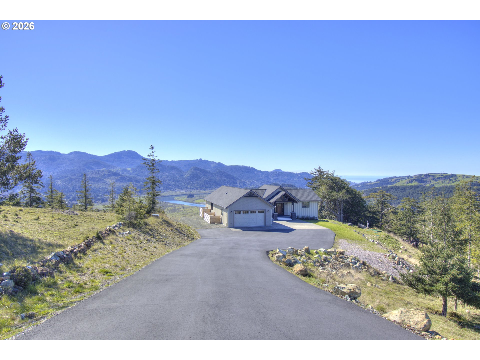 95660 SPIRIT RIDGE RD, GoldBeach, OR 97444