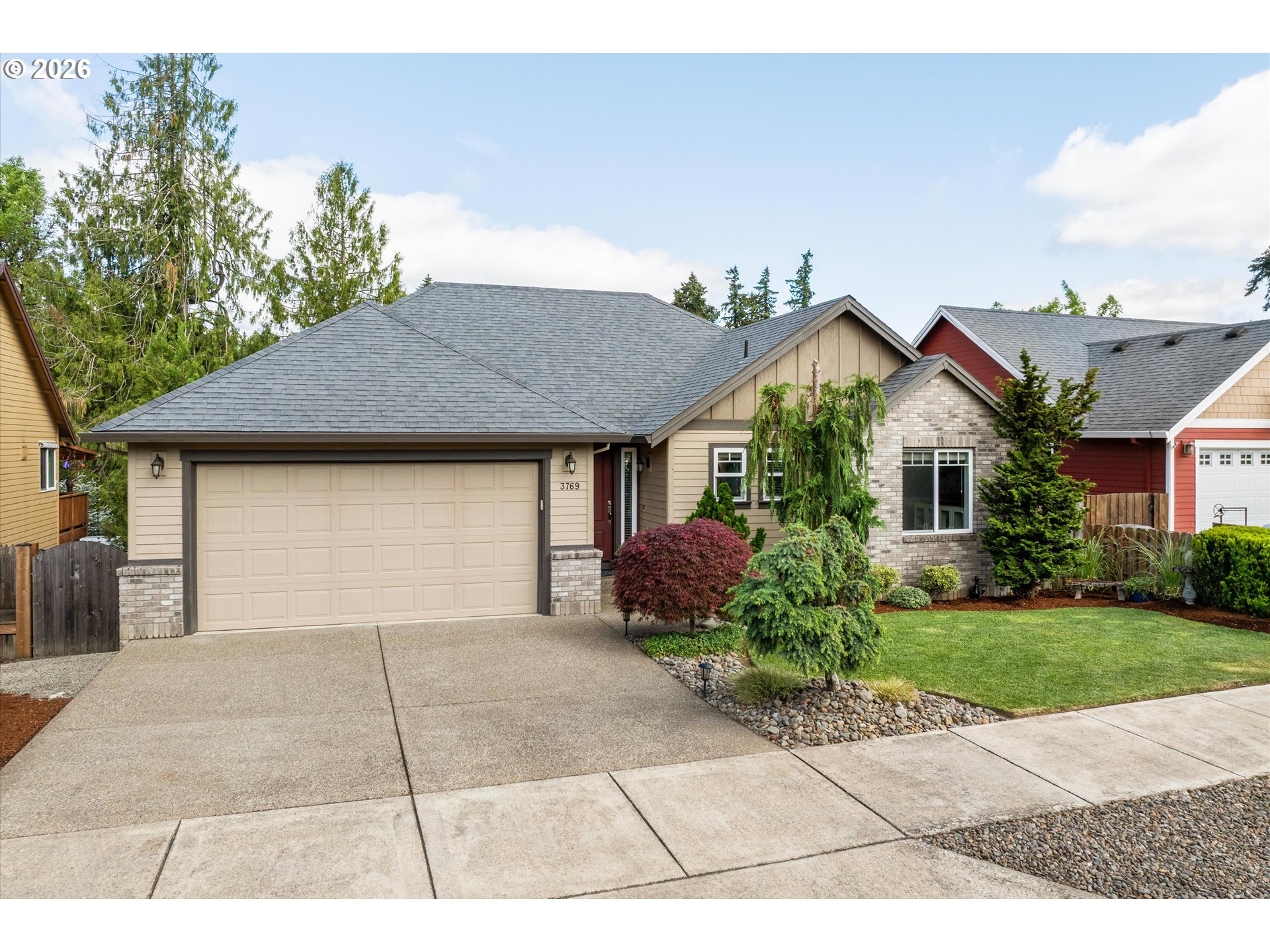3769 10TH ST, Hubbard, OR 97032