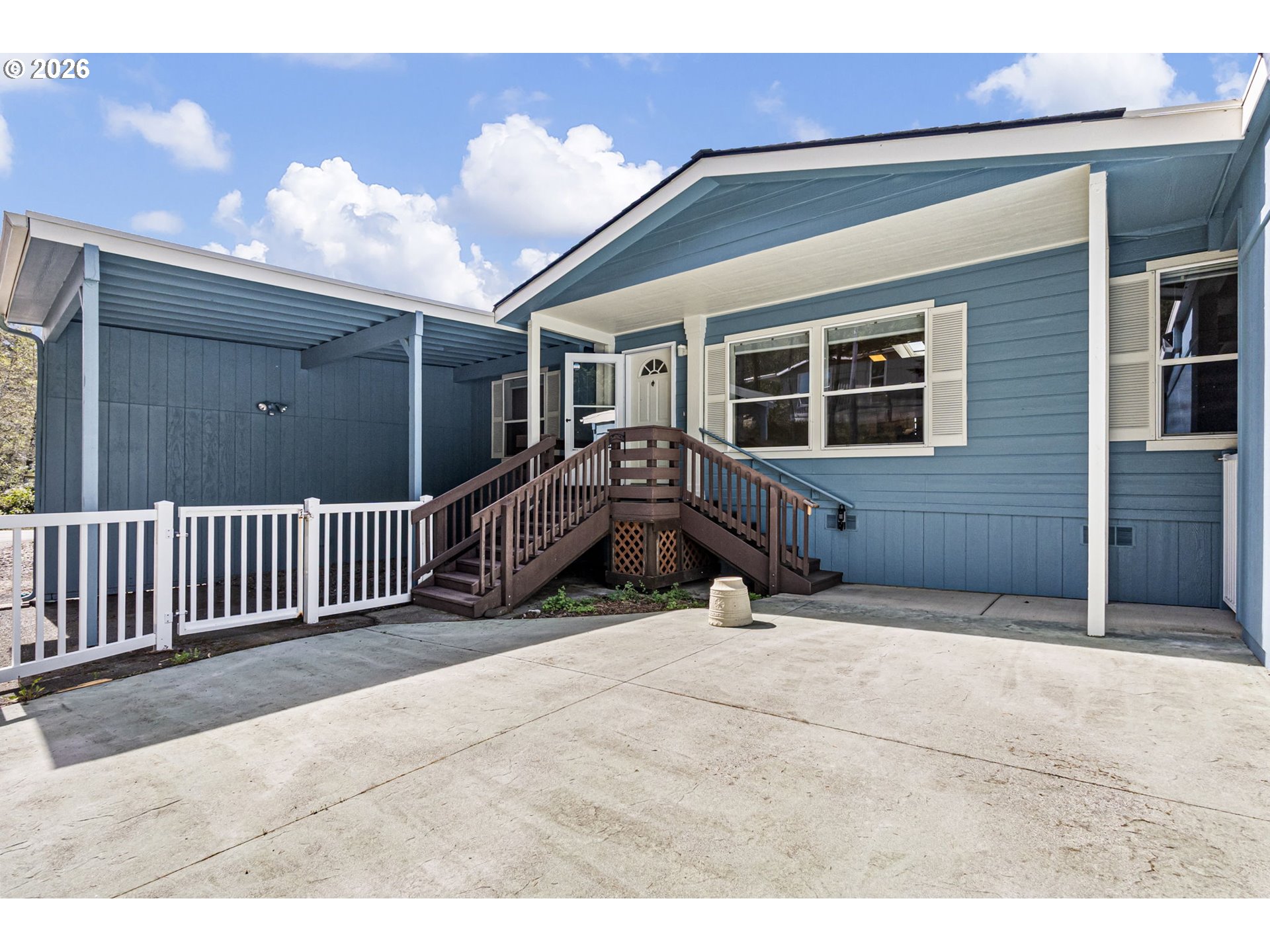 98041 HALLWAY RD, Brookings, OR 97415