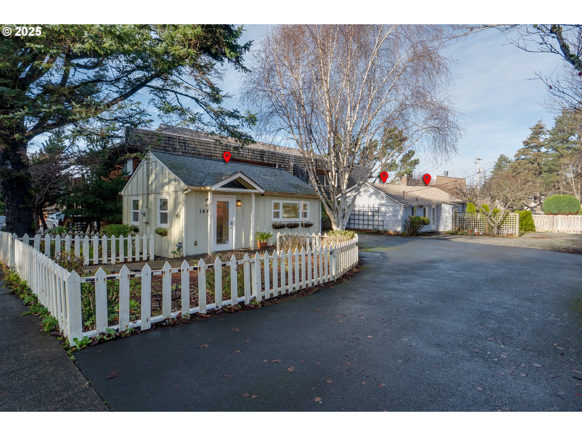 164 SUNSET BLVD, CannonBeach, OR 97110