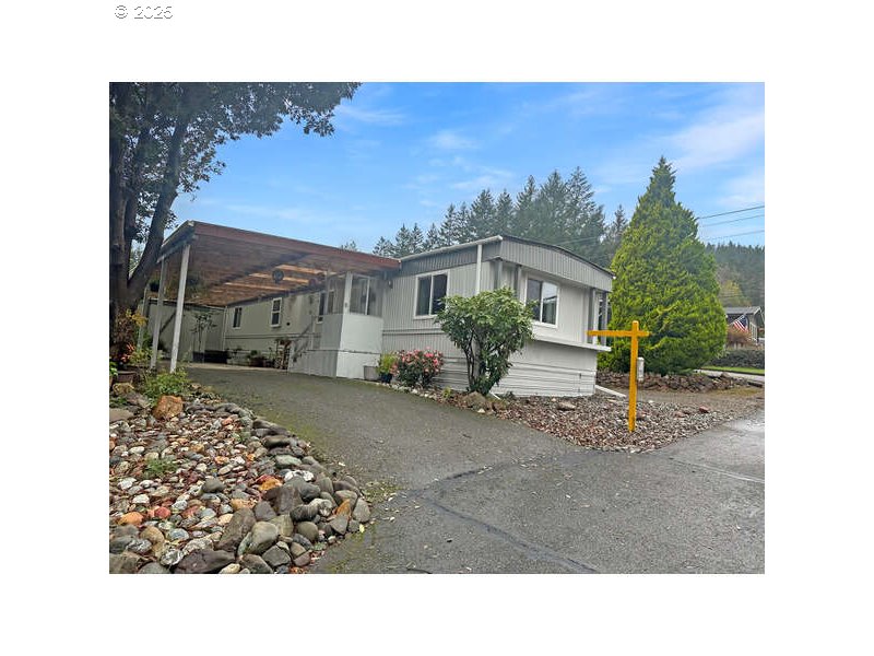 98825 PLEASANT HILL DR, Brookings, OR 97415