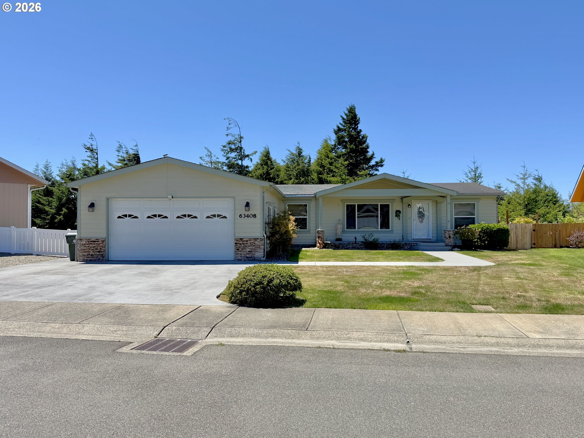 63408 NATHAN DR, CoosBay, OR 97420