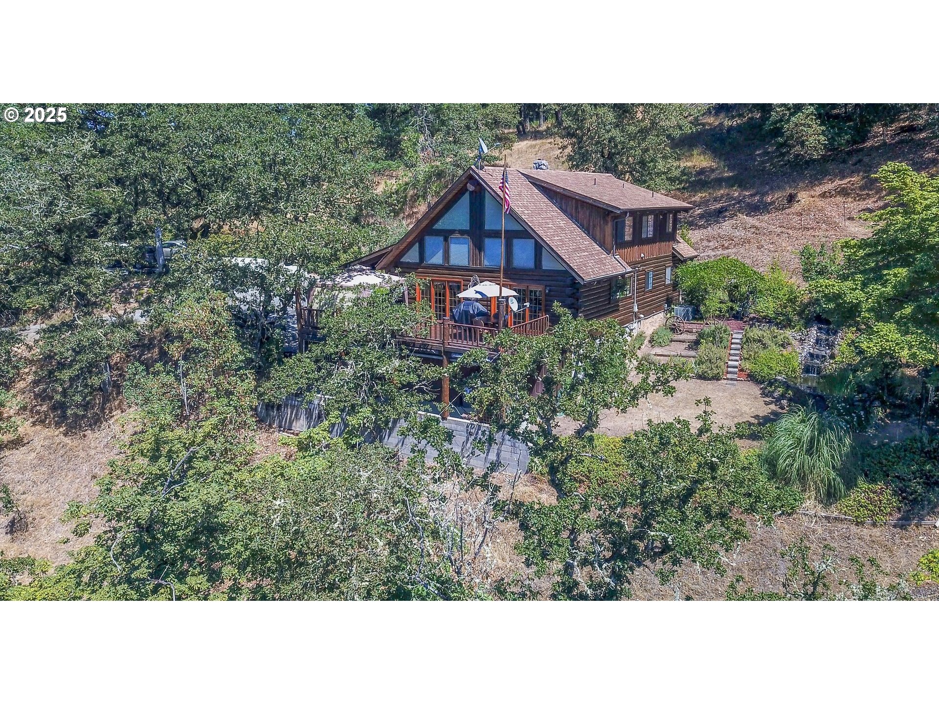 1138 YOKUM RD, Riddle, OR 97469