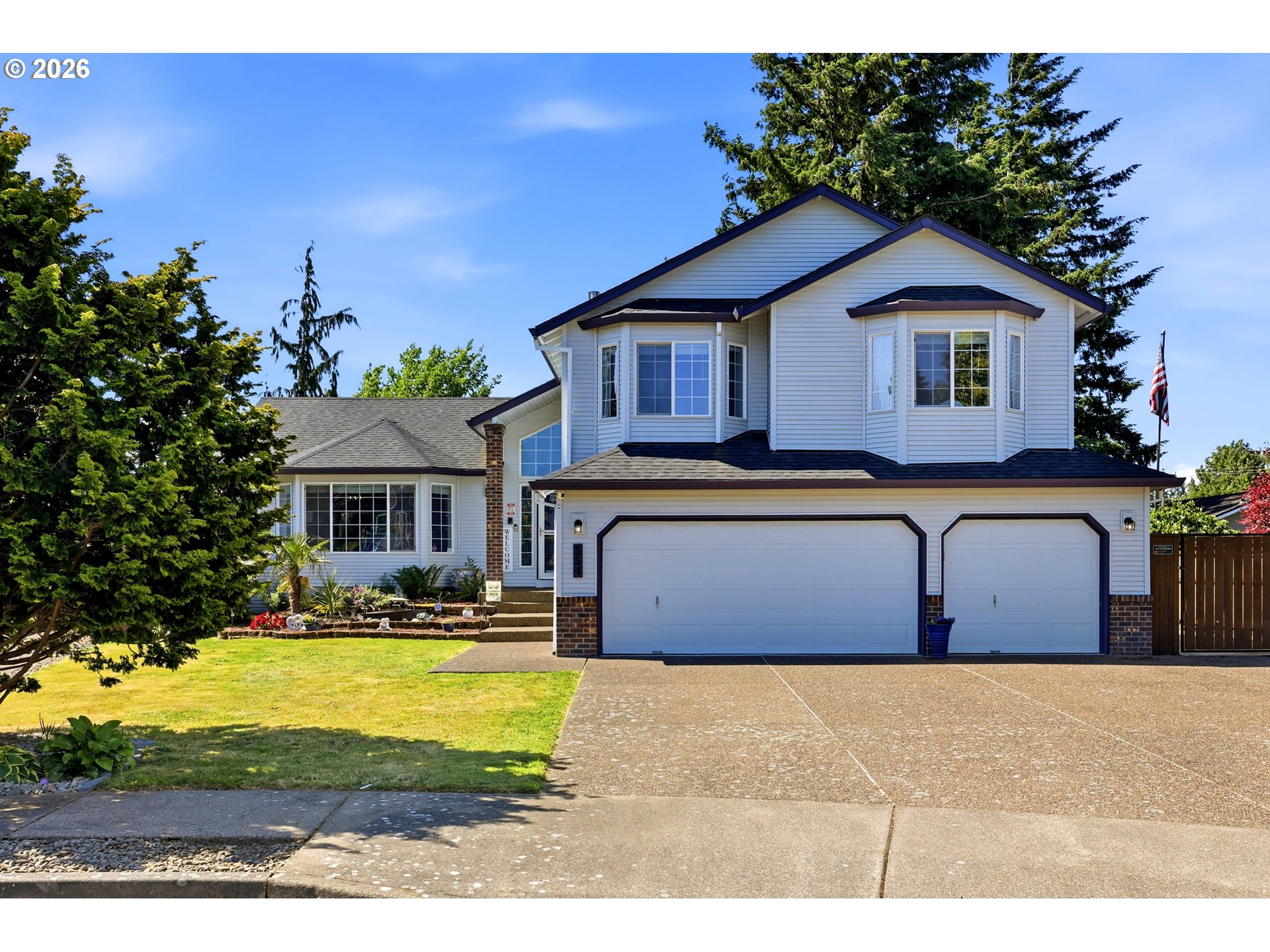 554 12TH CIR, Troutdale, OR 97060