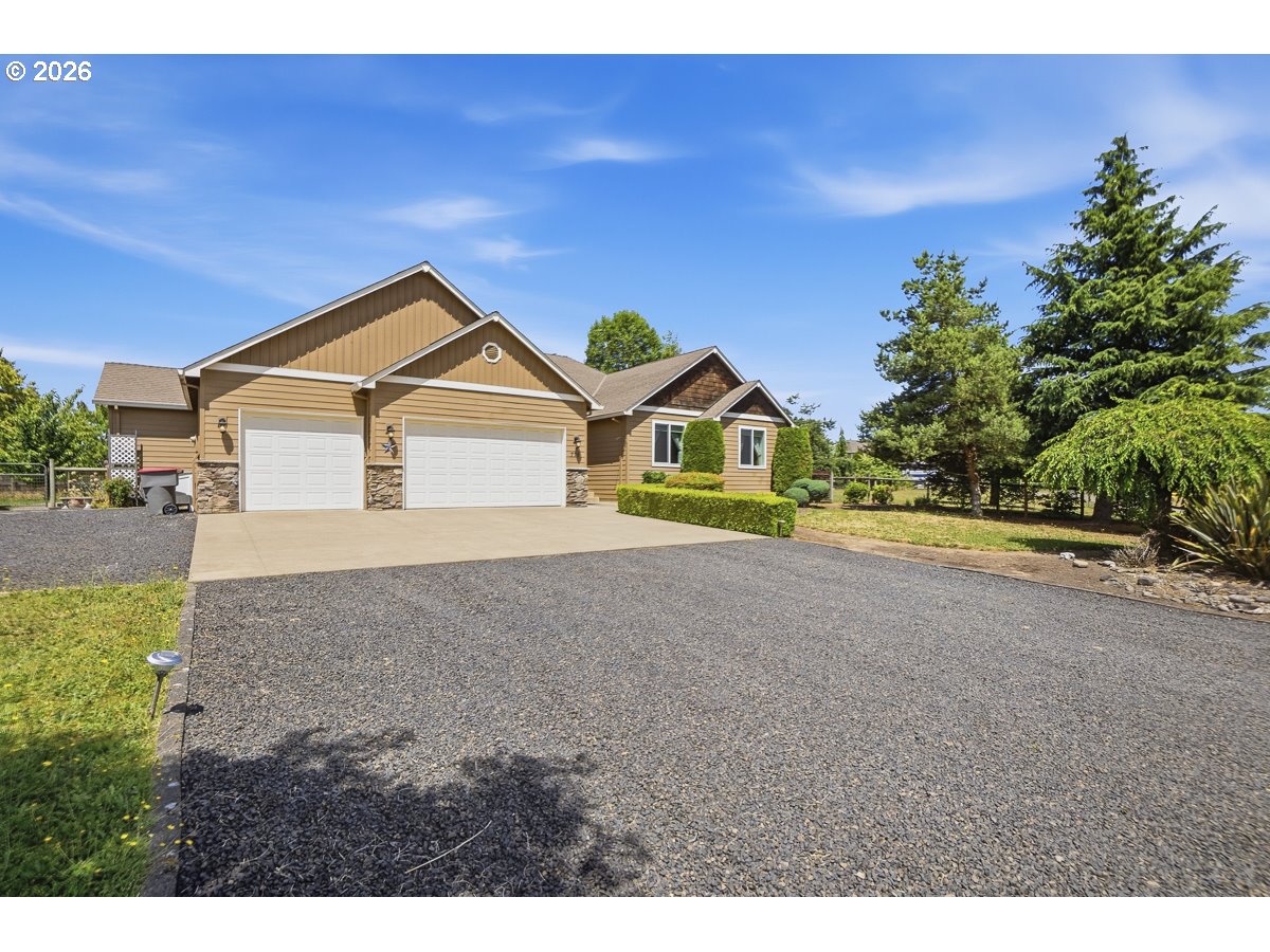 770 BUTTERCUP ST, Yamhill, OR 97148