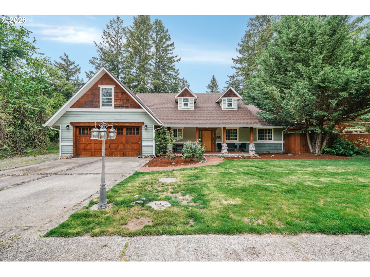 824 CENTRAL AVE, Gates, OR 97346