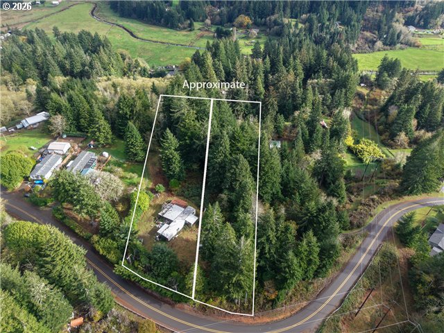 62885 ISTHMUS HEIGHTS RD, CoosBay, OR 97420
