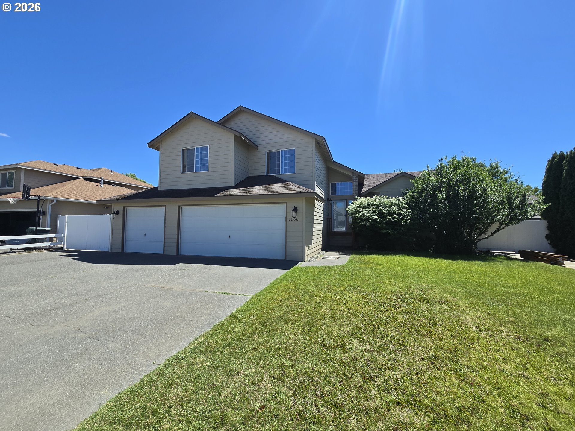 1166 MAIN ST, Hermiston, OR 97838