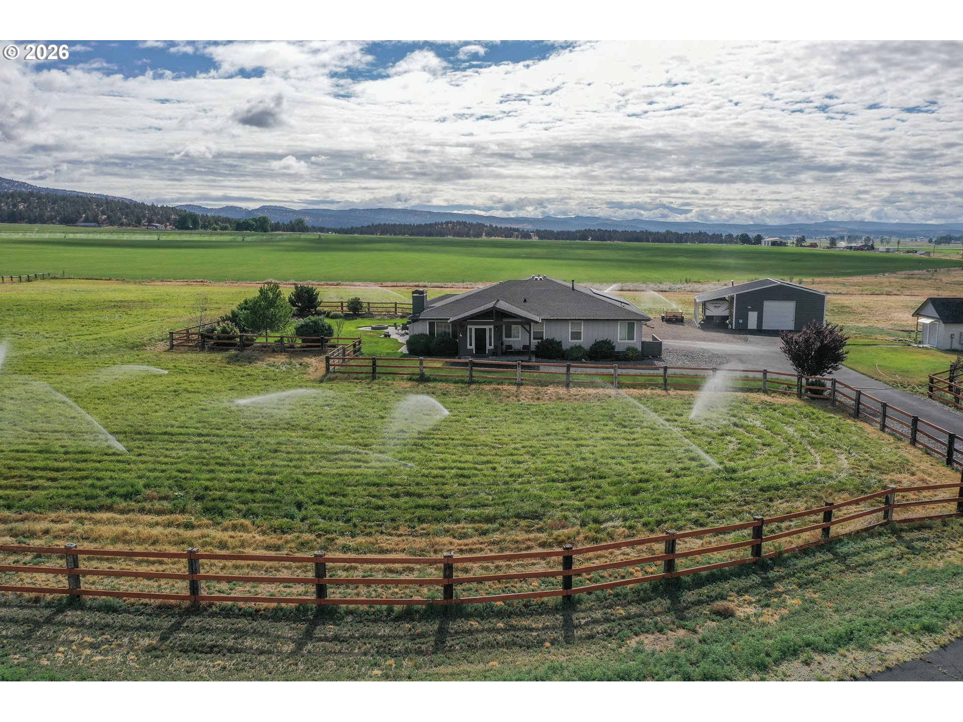 8933 ELIZABETH WAY, Prineville, OR 97754