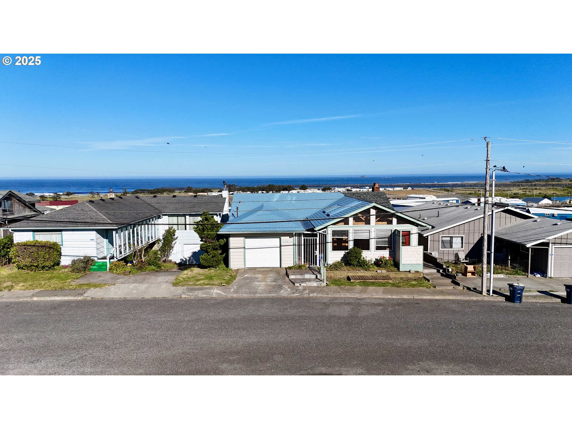 29832 MARY ST, GoldBeach, OR 97444