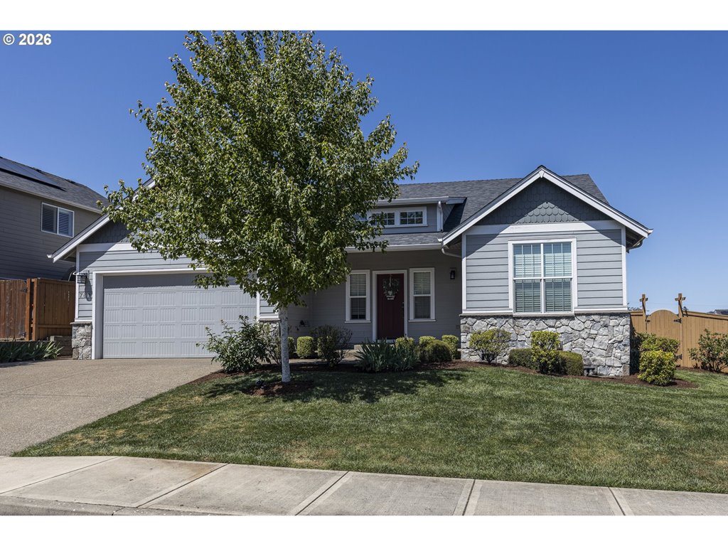 781 MCKINLEY ST, Carlton, OR 97111
