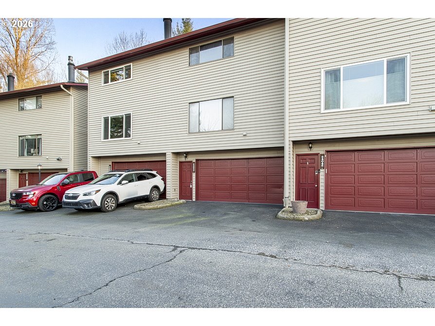 24044 TREEHILL DR, WoodVillage, OR 97060