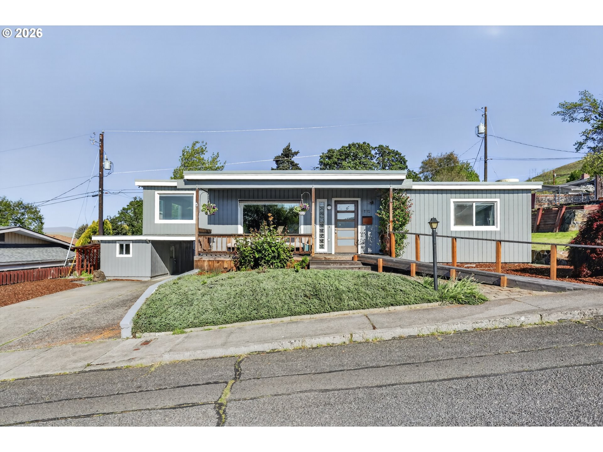 1712 NEVADA ST, TheDalles, OR 97058