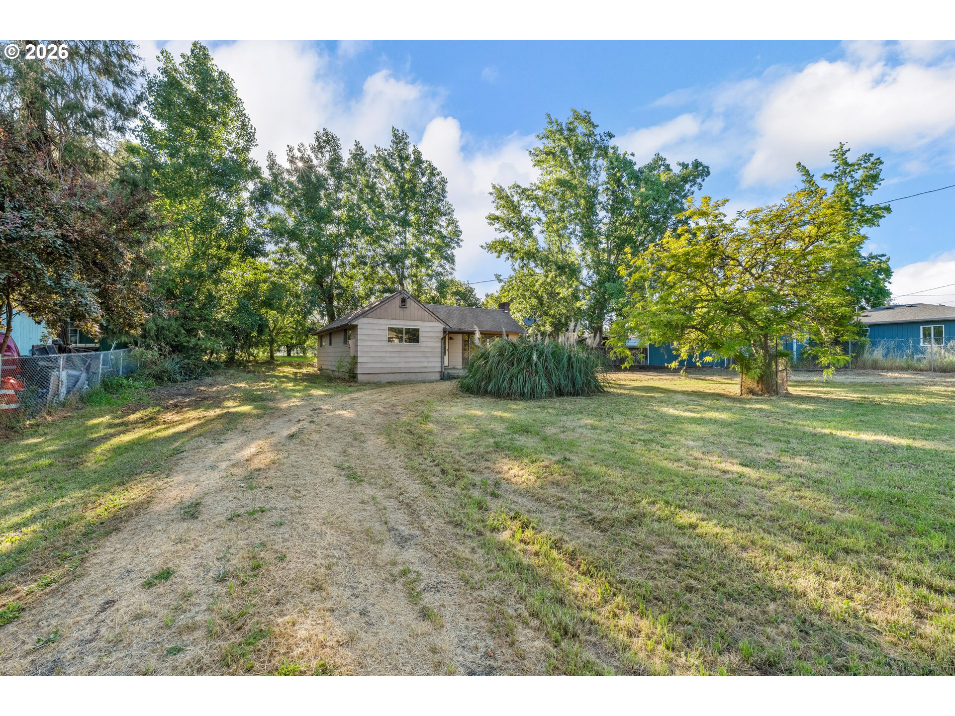 381 GREGORY DR, Winston, OR 97496