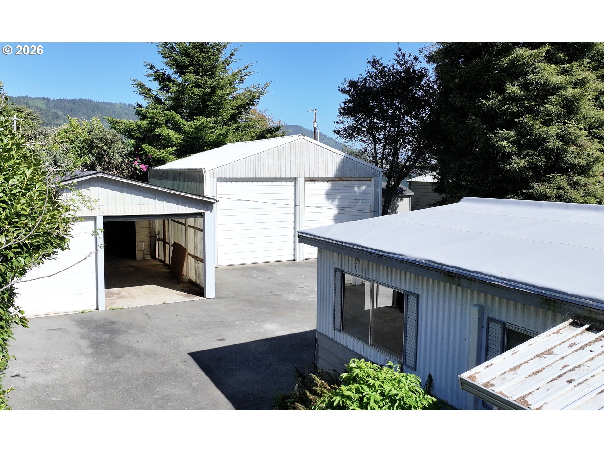 15931 OCEANVIEW DR, Brookings, OR 97415
