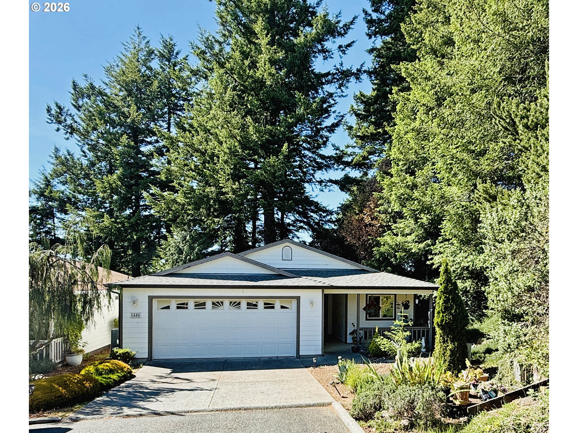 1486 SEACREST LN, Brookings, OR 97415