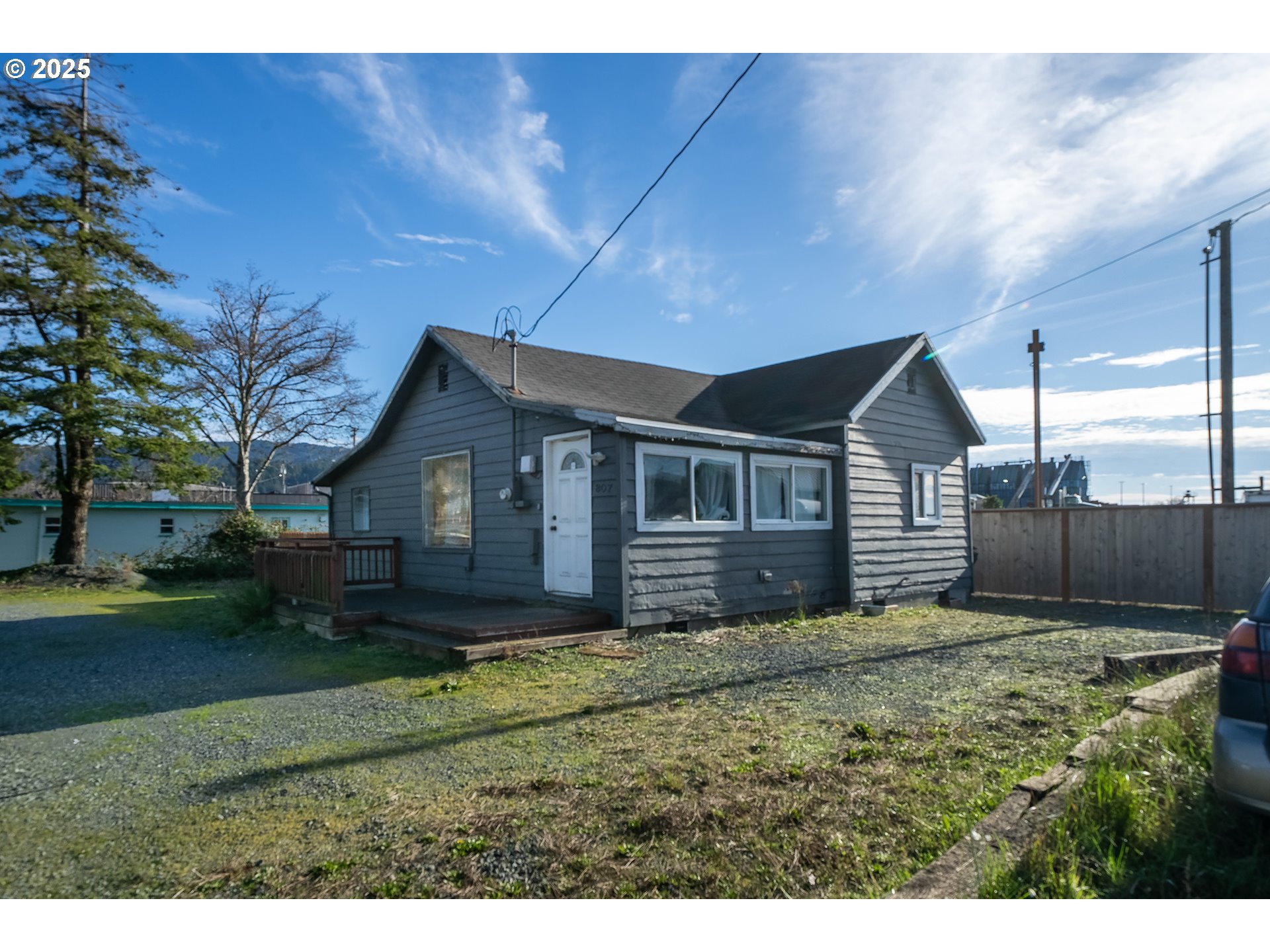 807 GARIBALDI AVE, Garibaldi, OR 97118