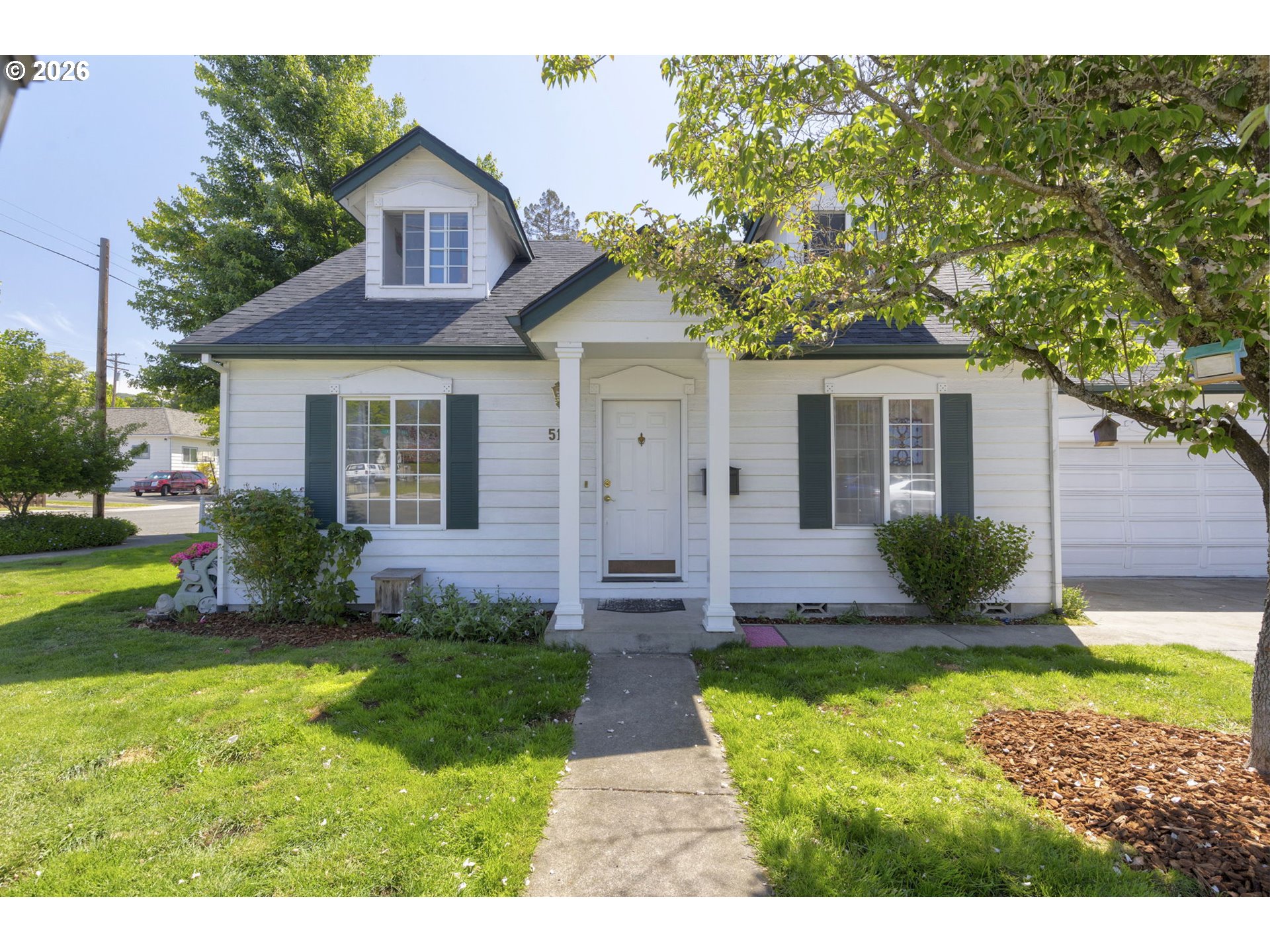 515 DIMMICK ST, GrantsPass, OR 97526