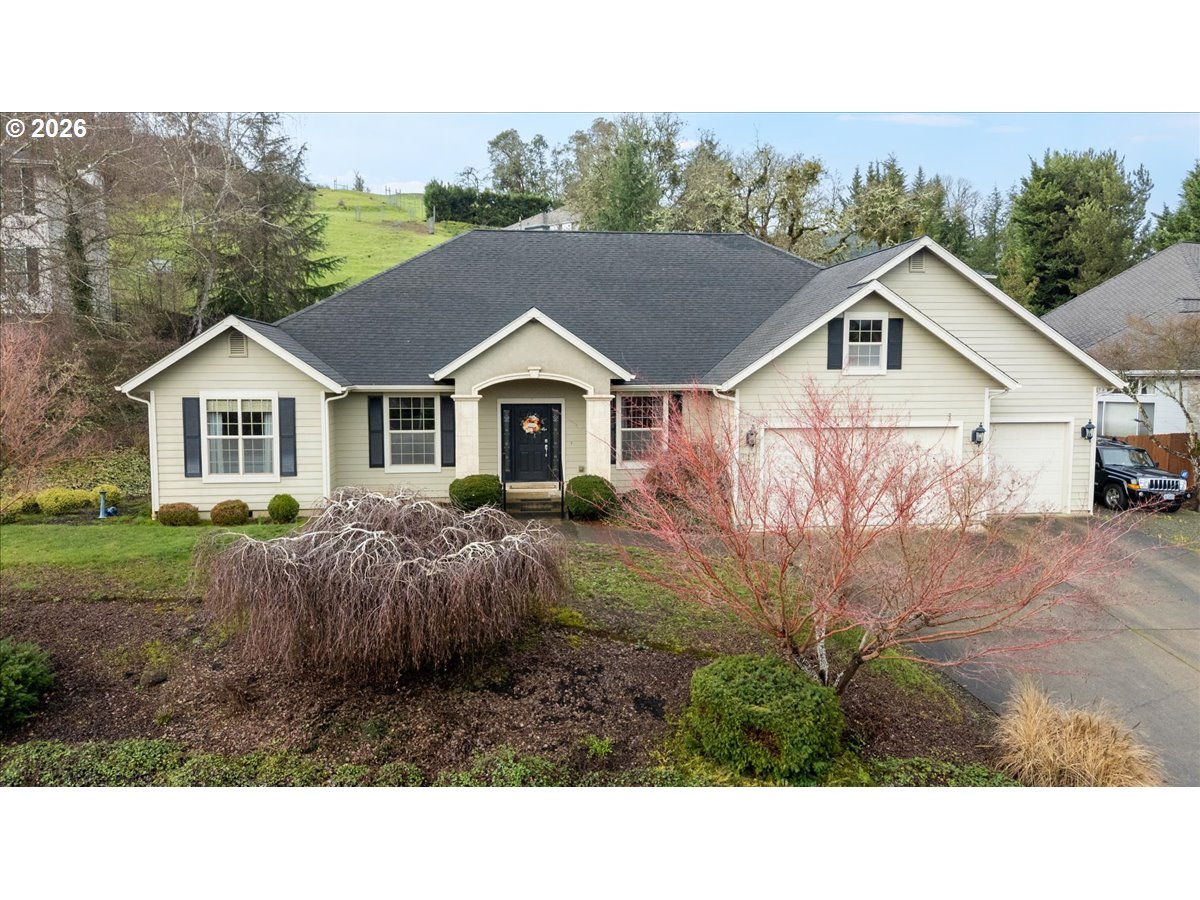 1700 AVERY ST, Roseburg, OR 97471