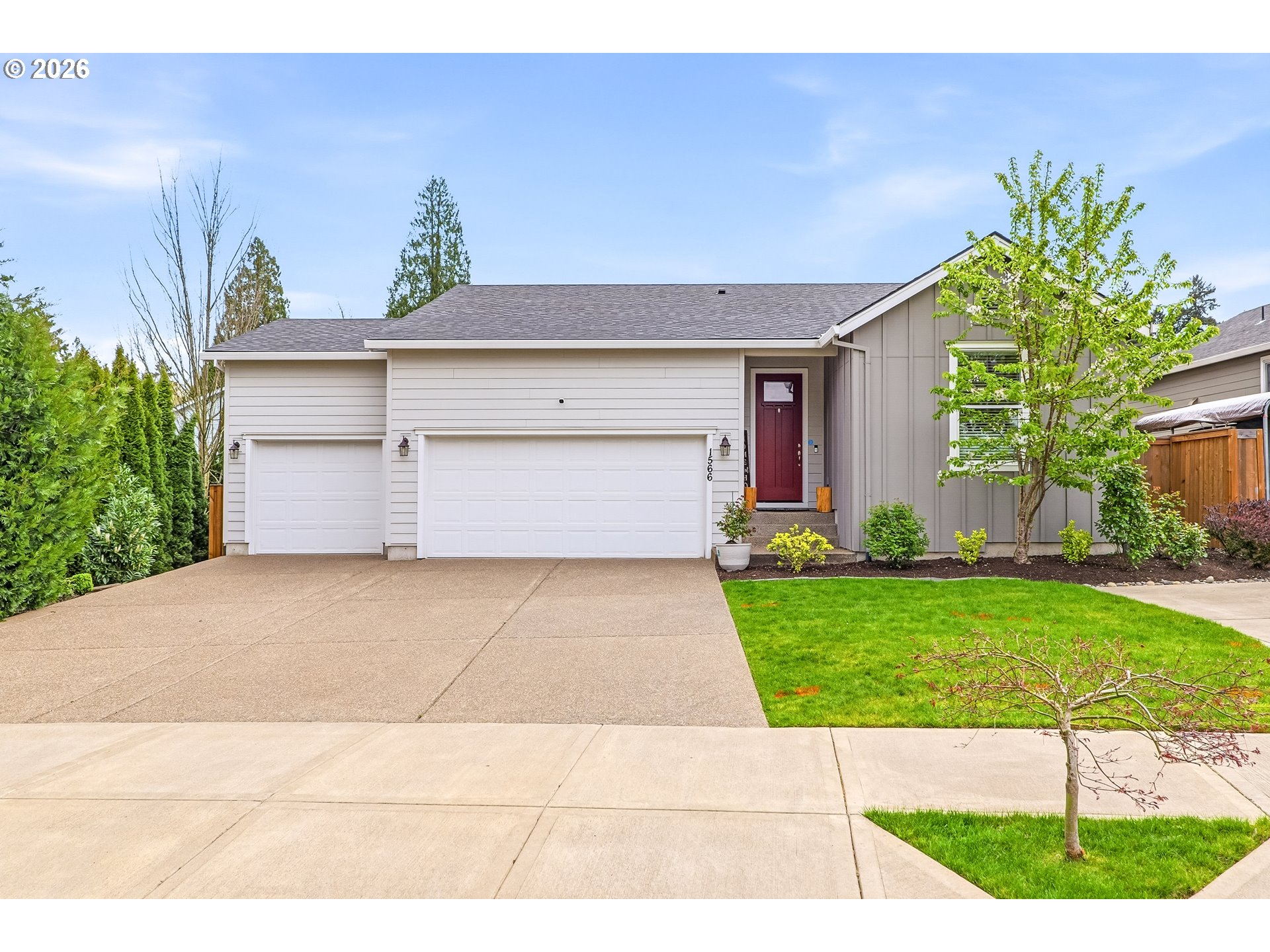 1566 SPRUCE ST, Canby, OR 97013