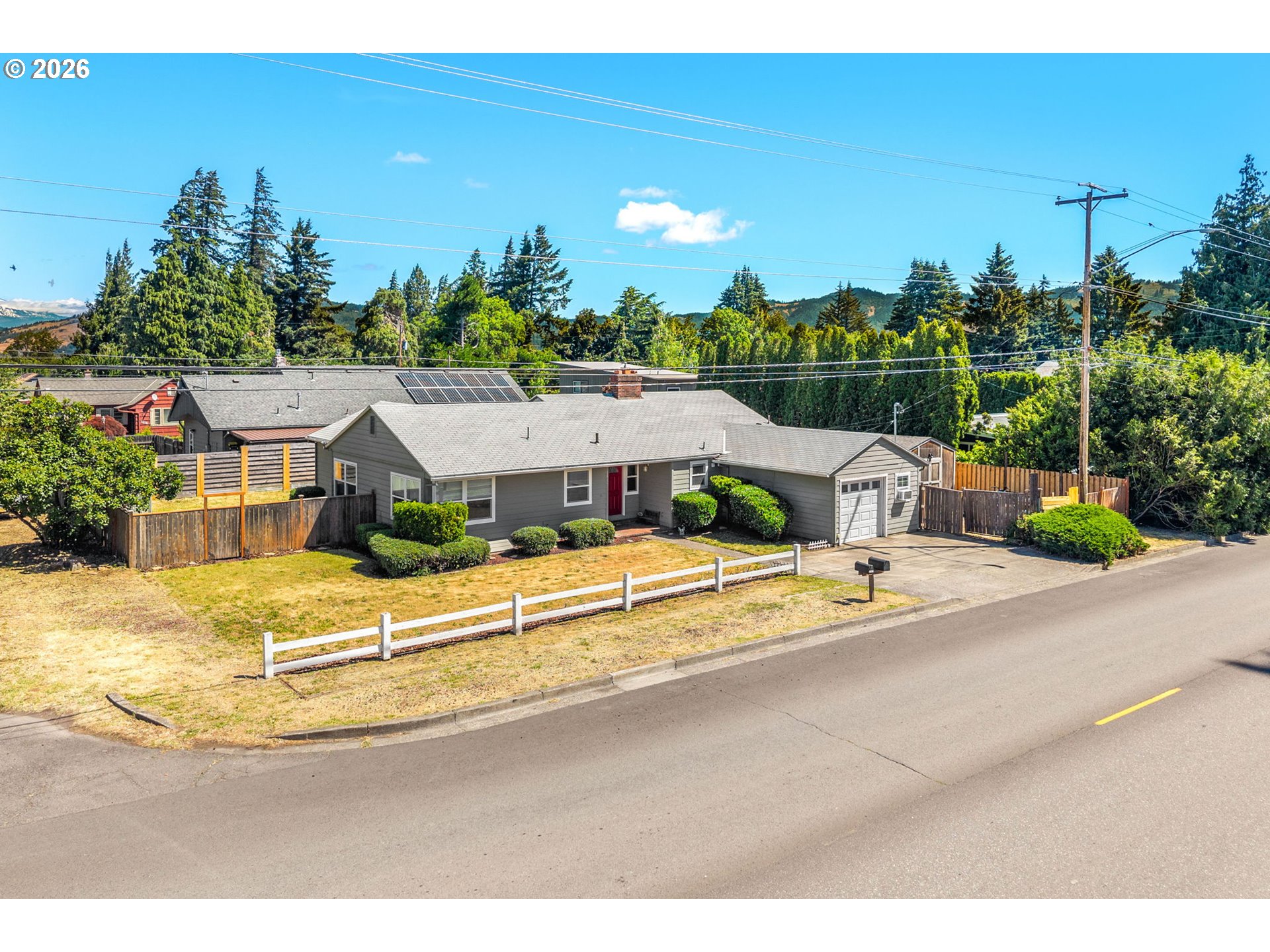 1612 BELMONT AVE, HoodRiver, OR 97031