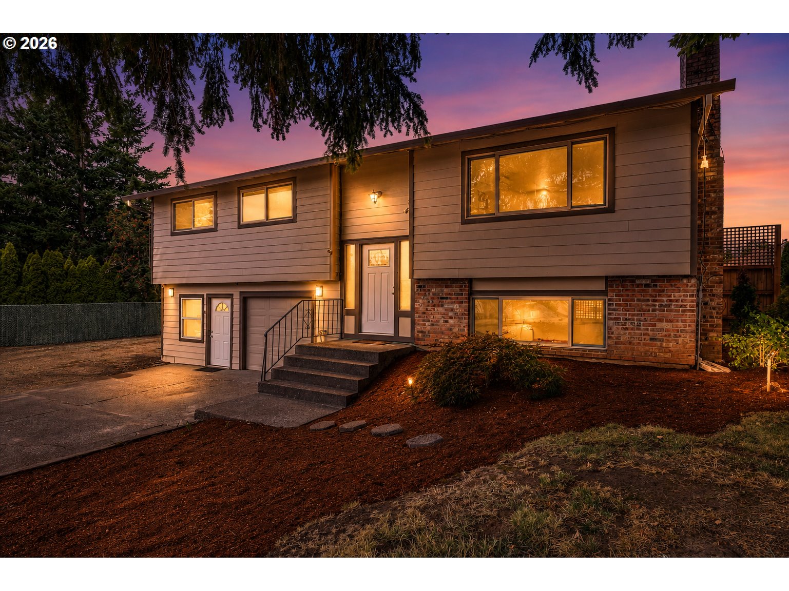 18027 EMI ST, Damascus, OR 97089