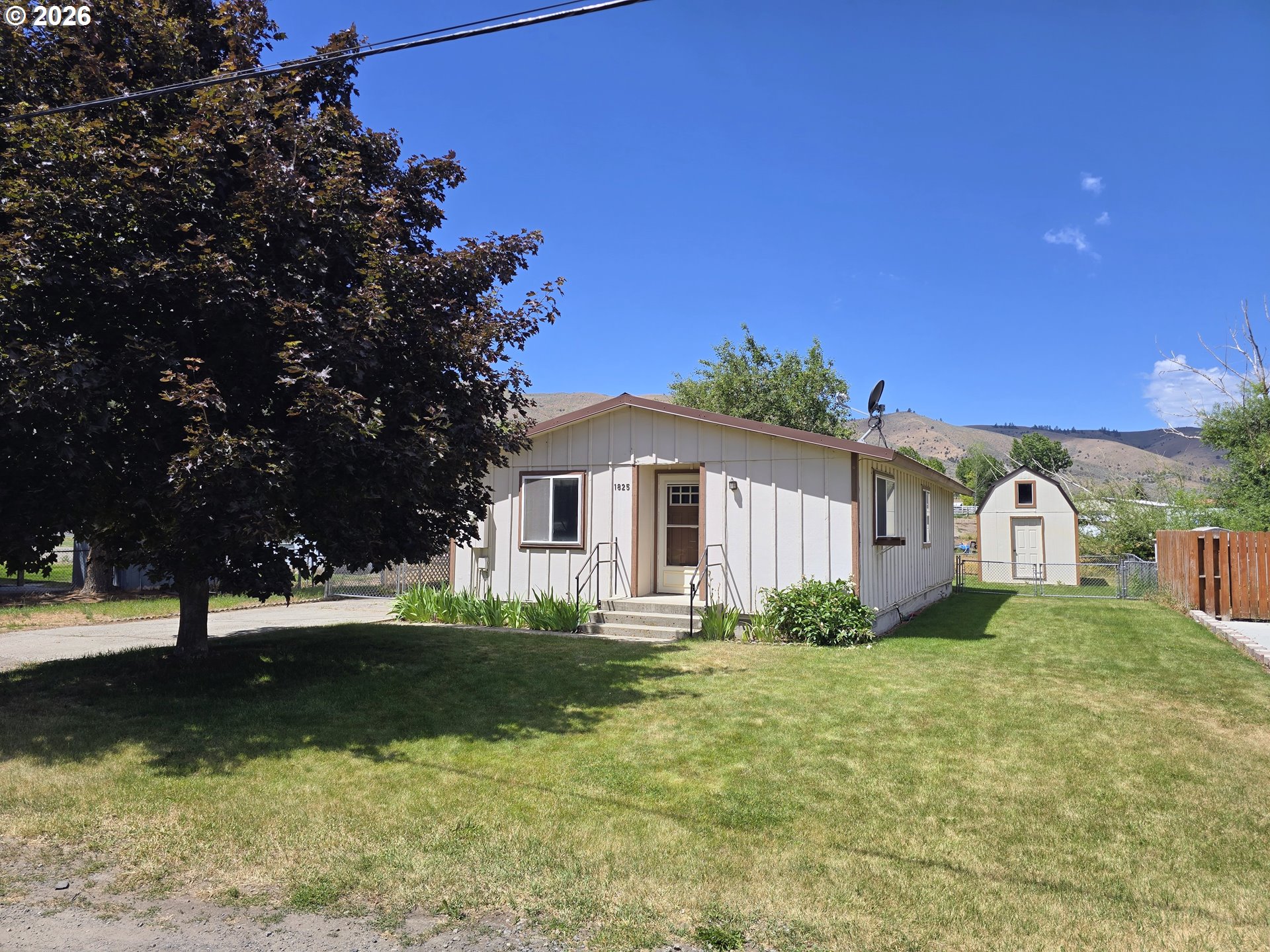 1825 17TH ST, BakerCity, OR 97814