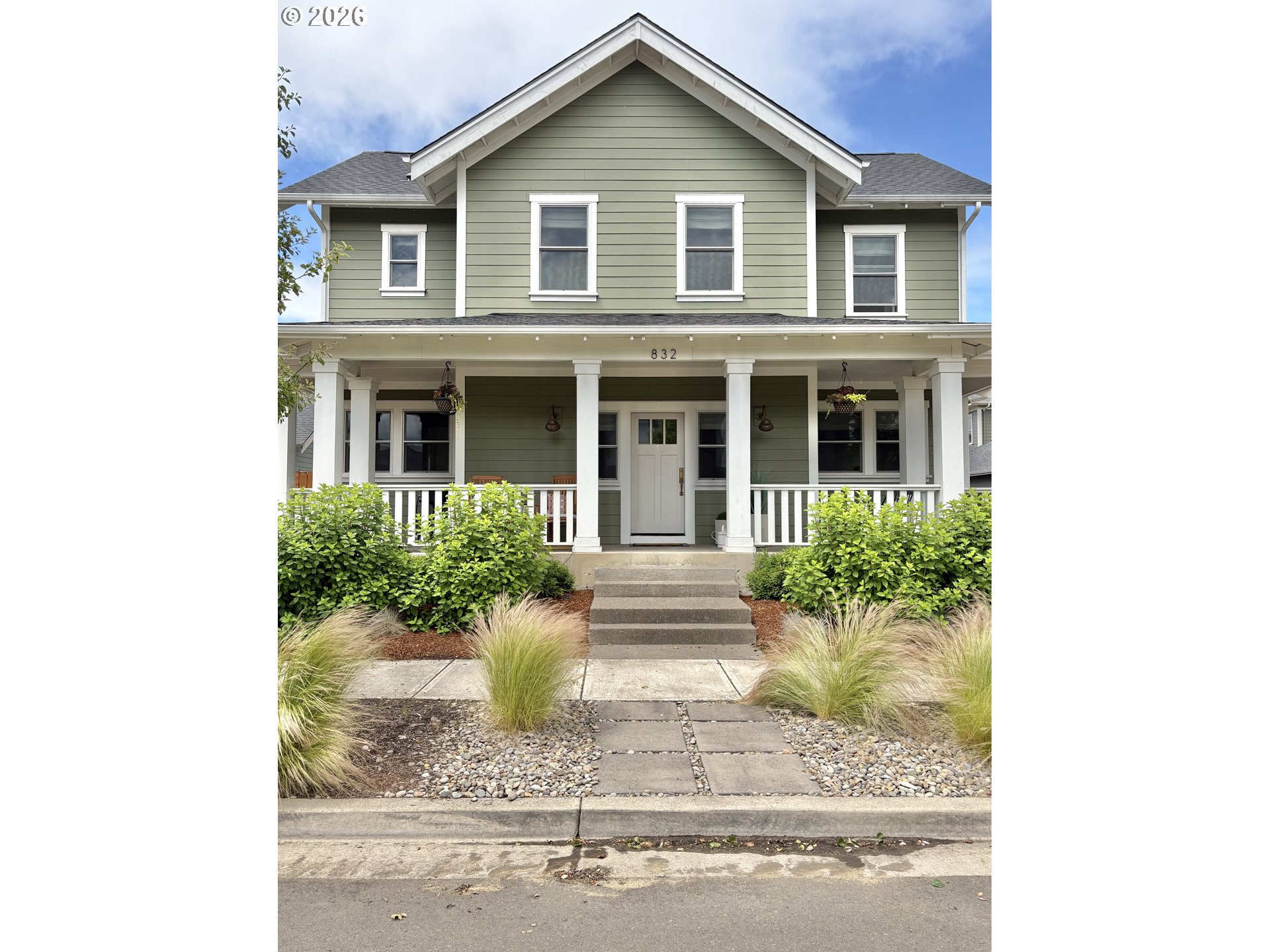 832 EDWARDS RD, Monmouth, OR 97361