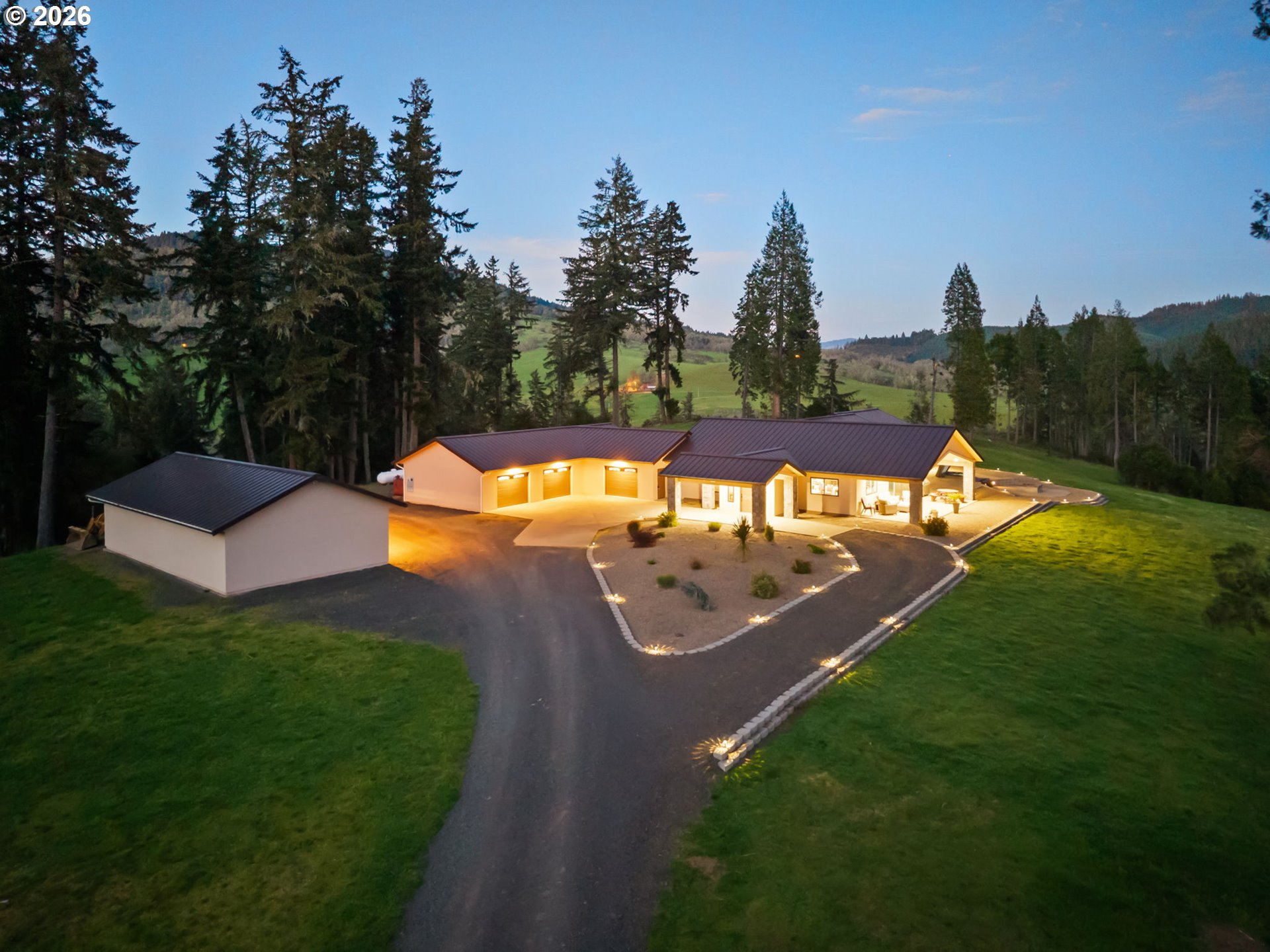 5996 HAYHURST RD, Yoncalla, OR 97499