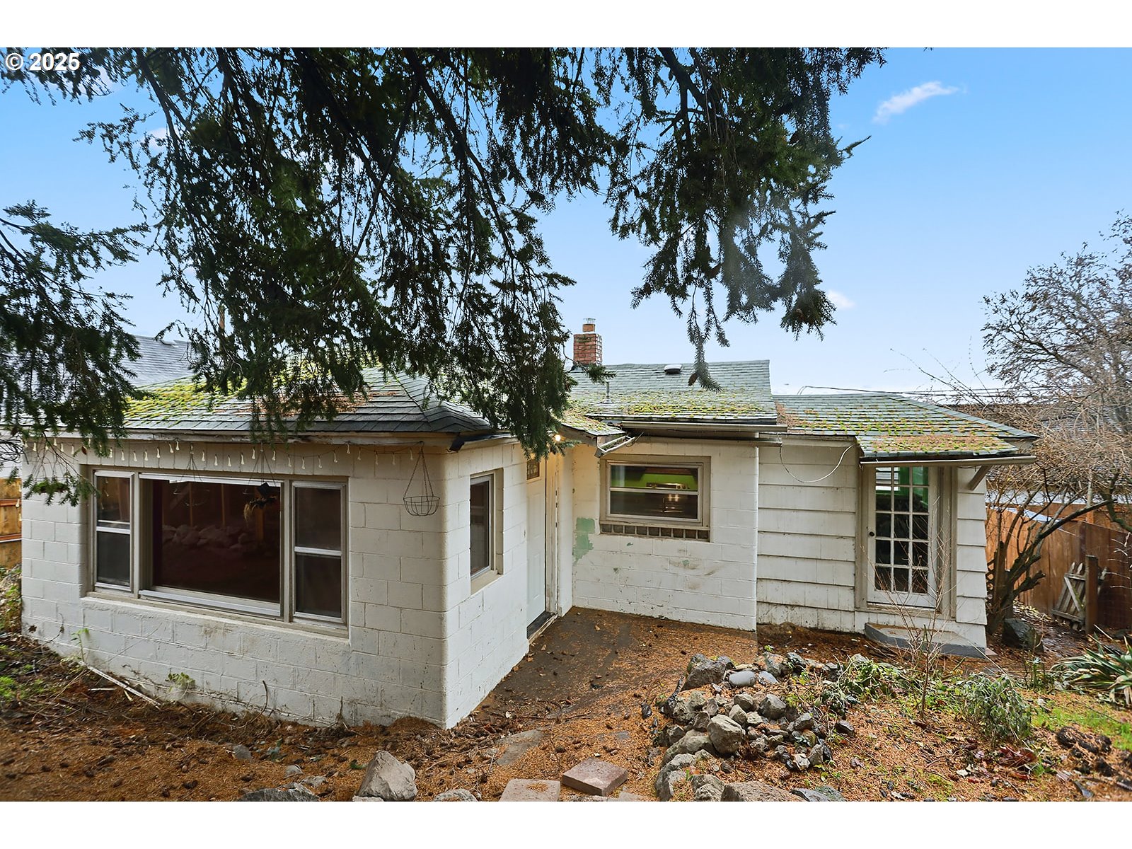 319 13TH ST, TheDalles, OR 97058