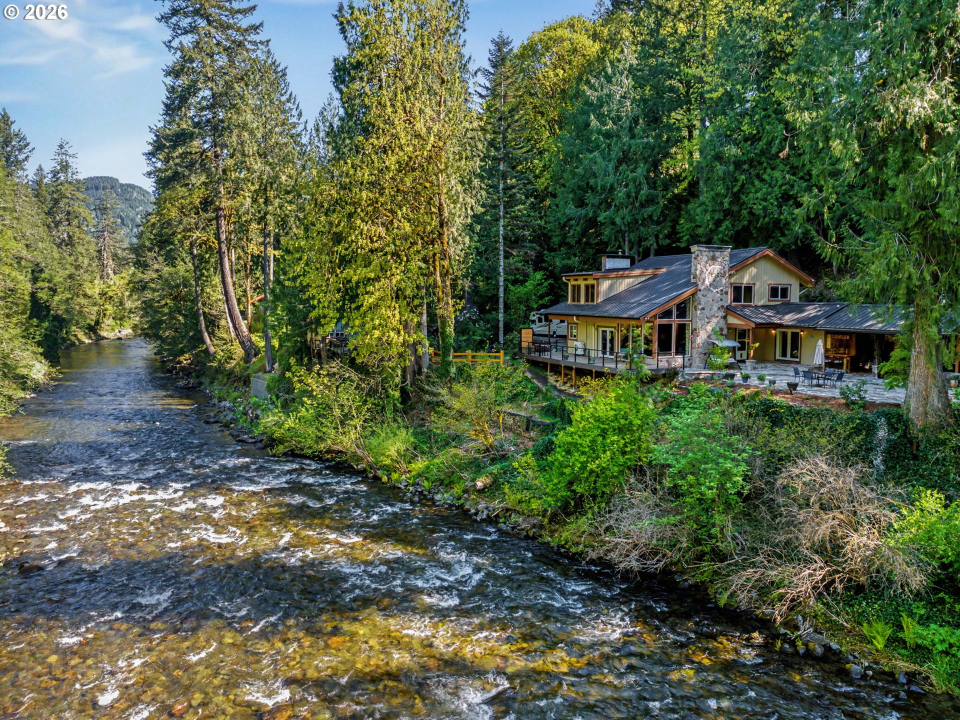 21367 BLUE JAY LN, Brightwood, OR 97011