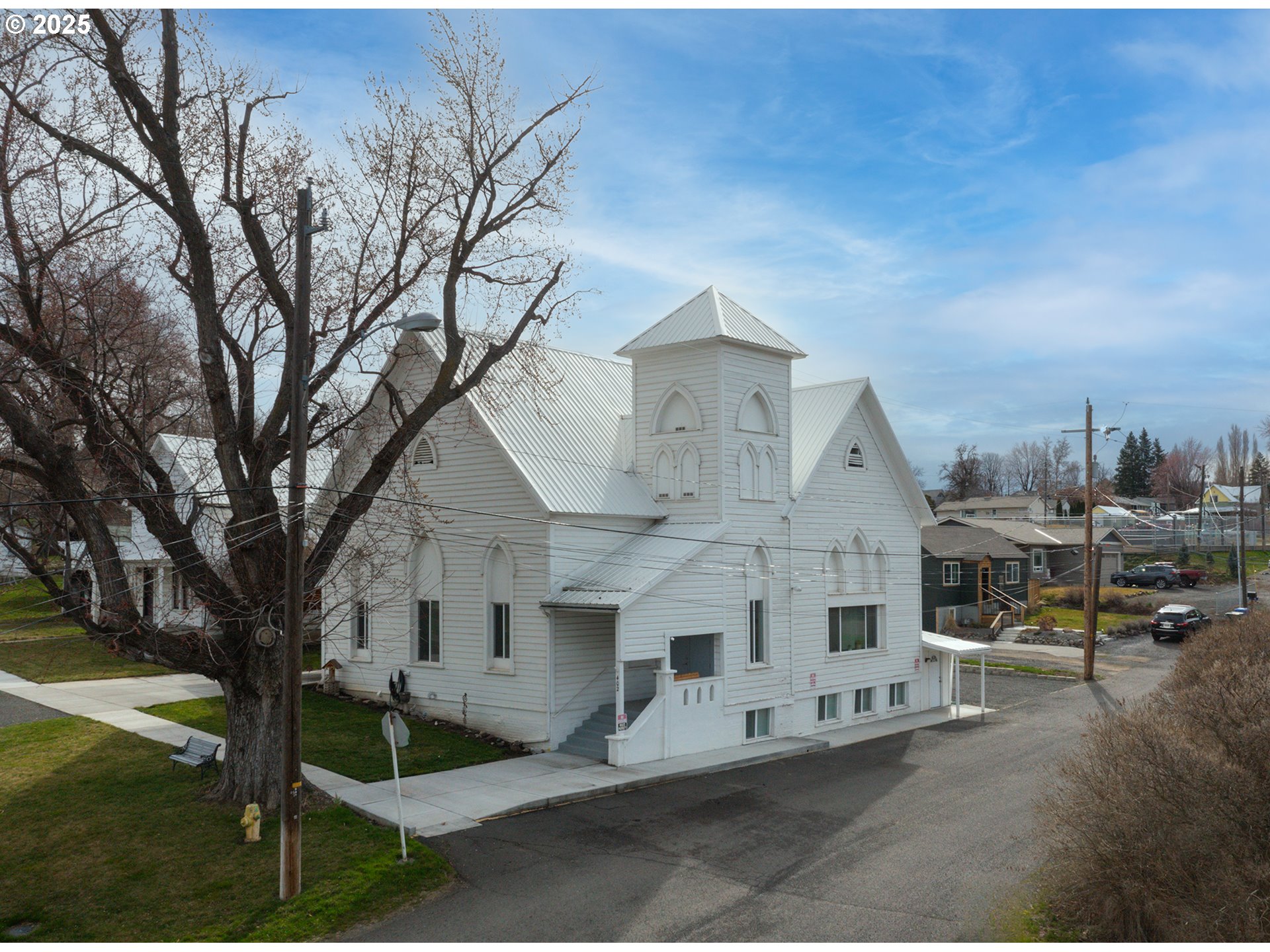 402 MAIN ST, Weston, OR 97886