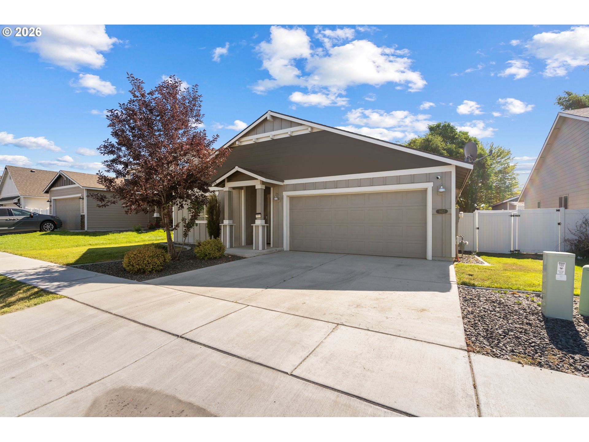 1922 ARCHER DR, Hermiston, OR 97838