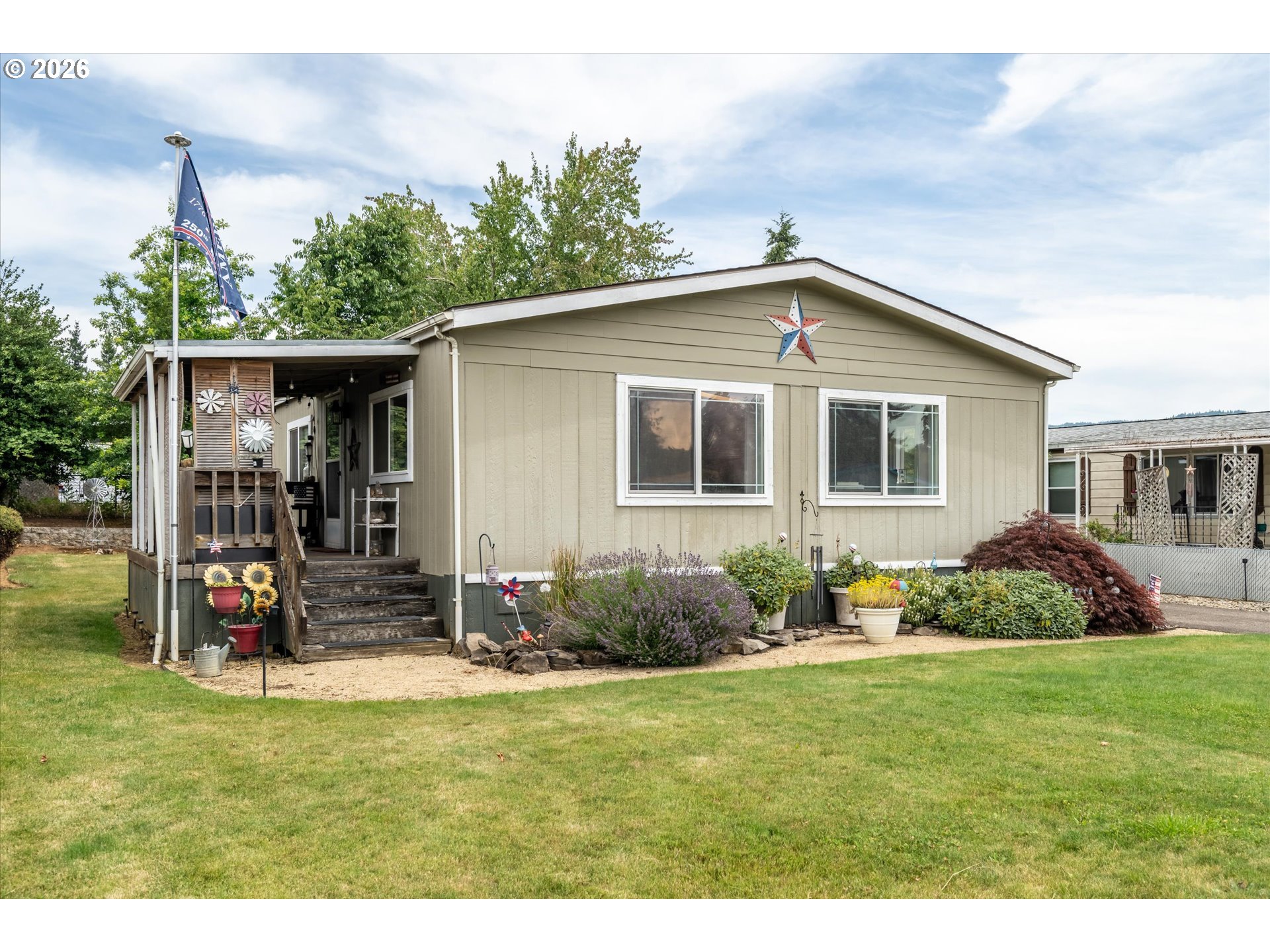 370 CRESWOOD DR, Creswell, OR 97426