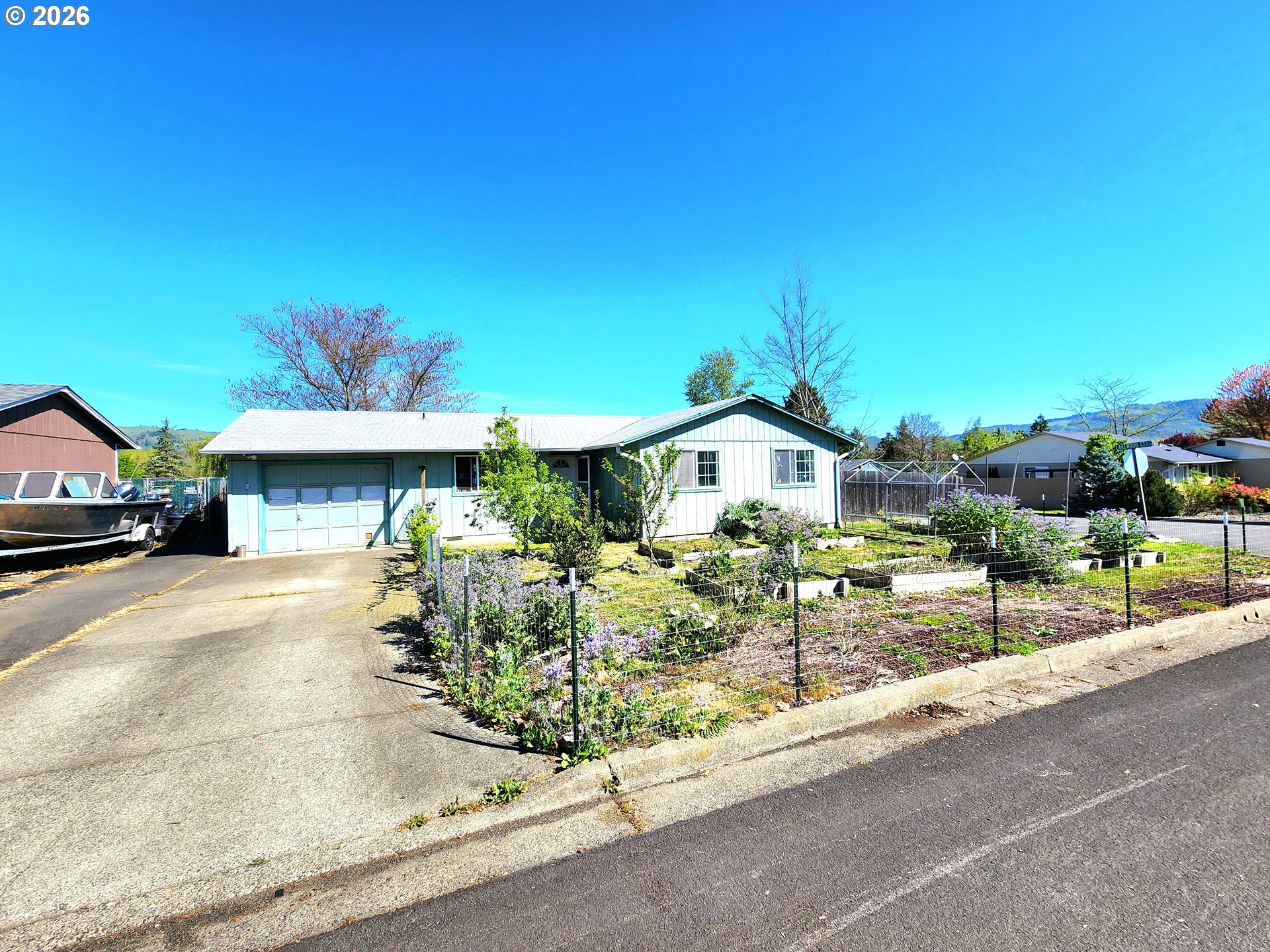 274 GEORGINNA DR, Roseburg, OR 97471