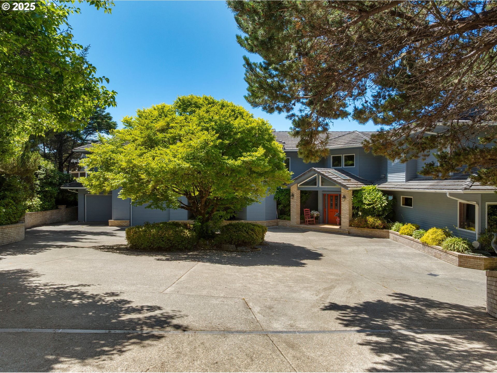 7088 PACIFIC COAST HWY, SealRock, OR 97376