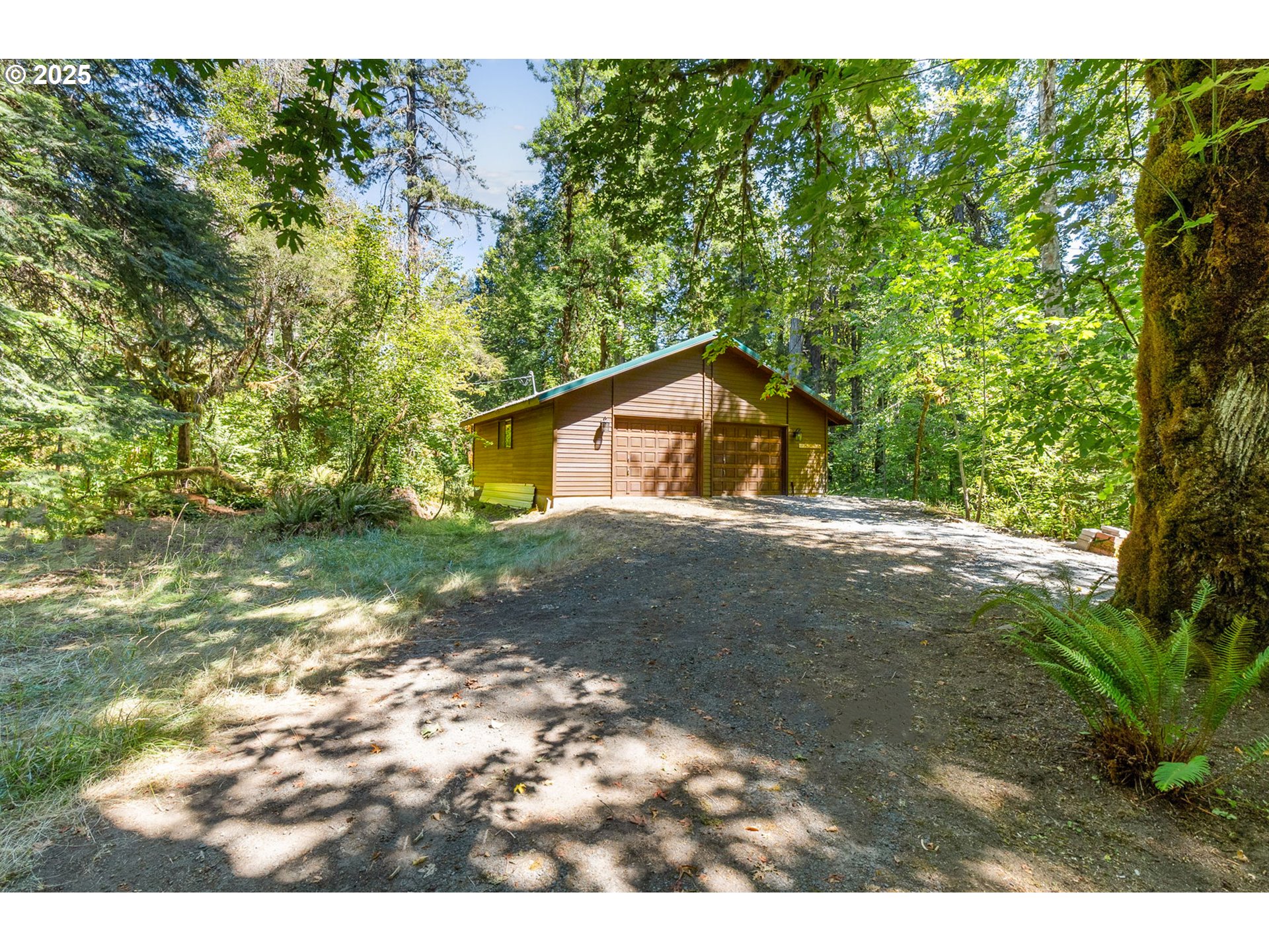 McKenzie River DR, BlueRiver, OR 97413