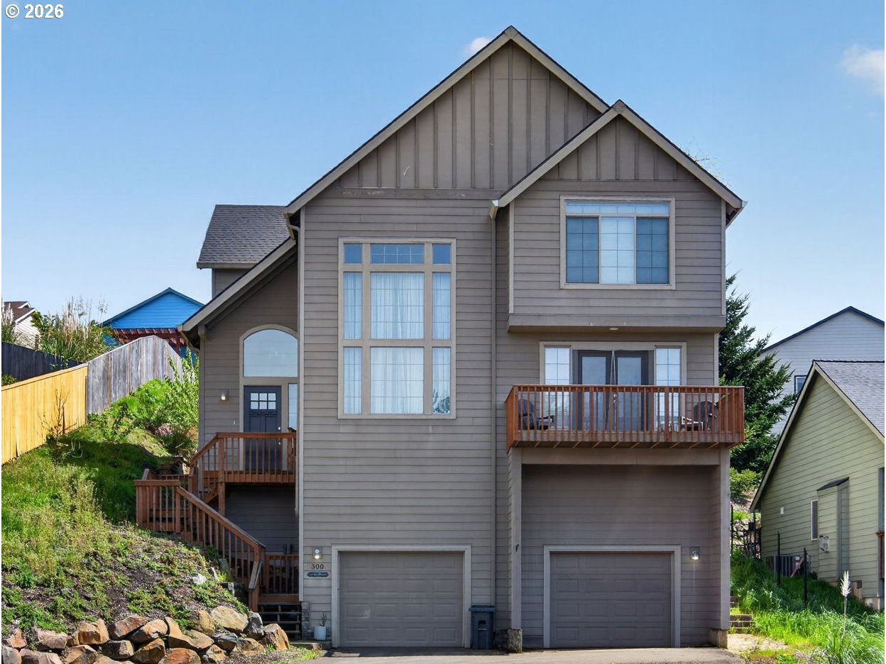 300 OAK VIEW LN, Estacada, OR 97023